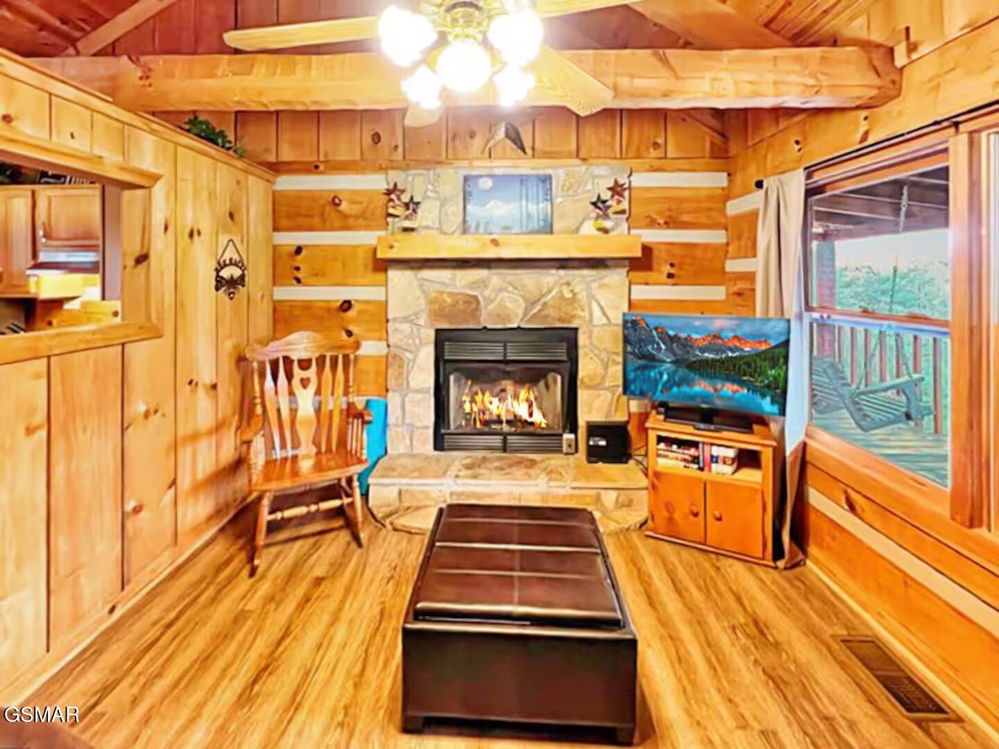 2330 Foxwell Way Sevierville TN 37876