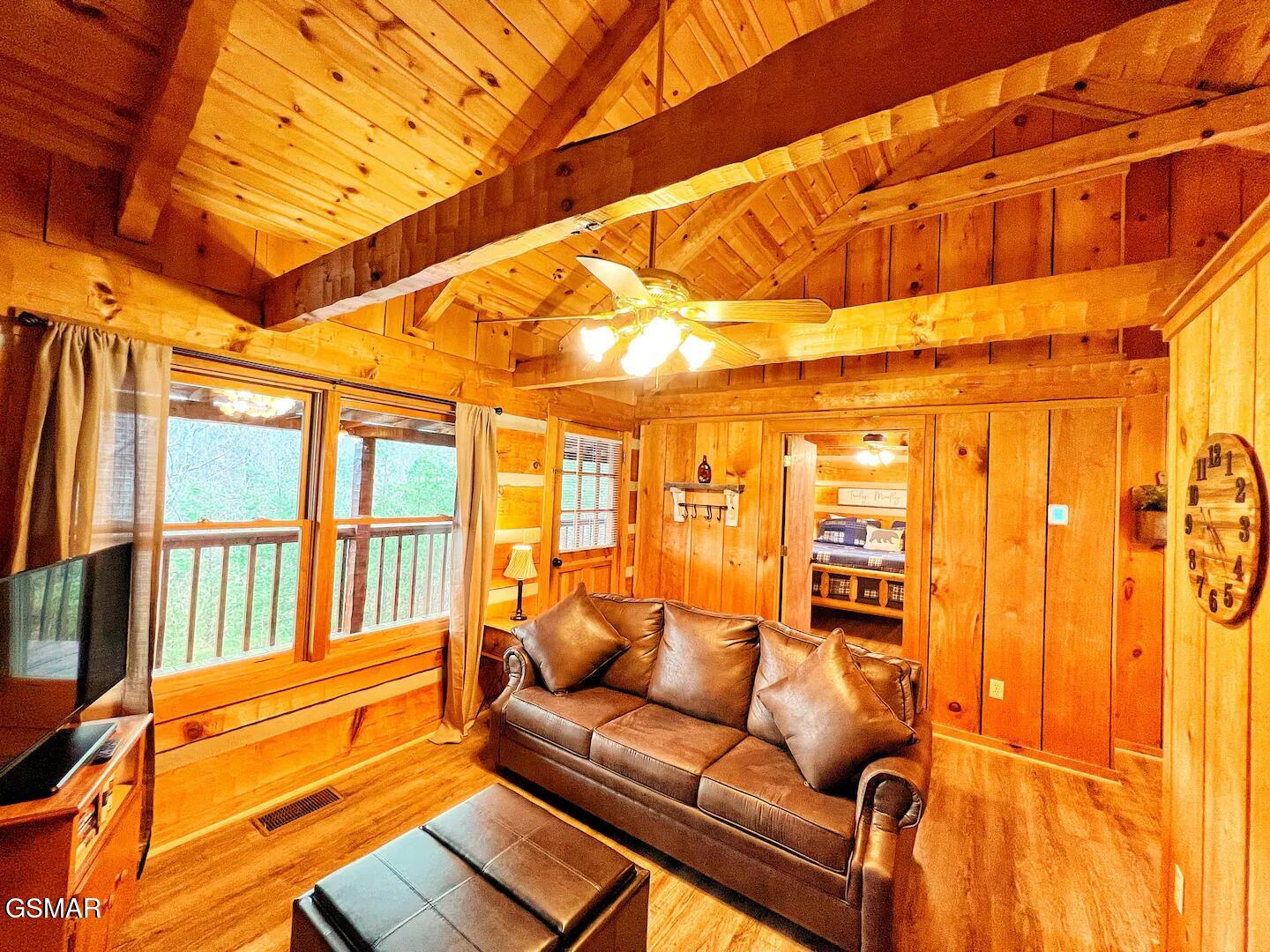 2330 Foxwell Way Sevierville TN 37876