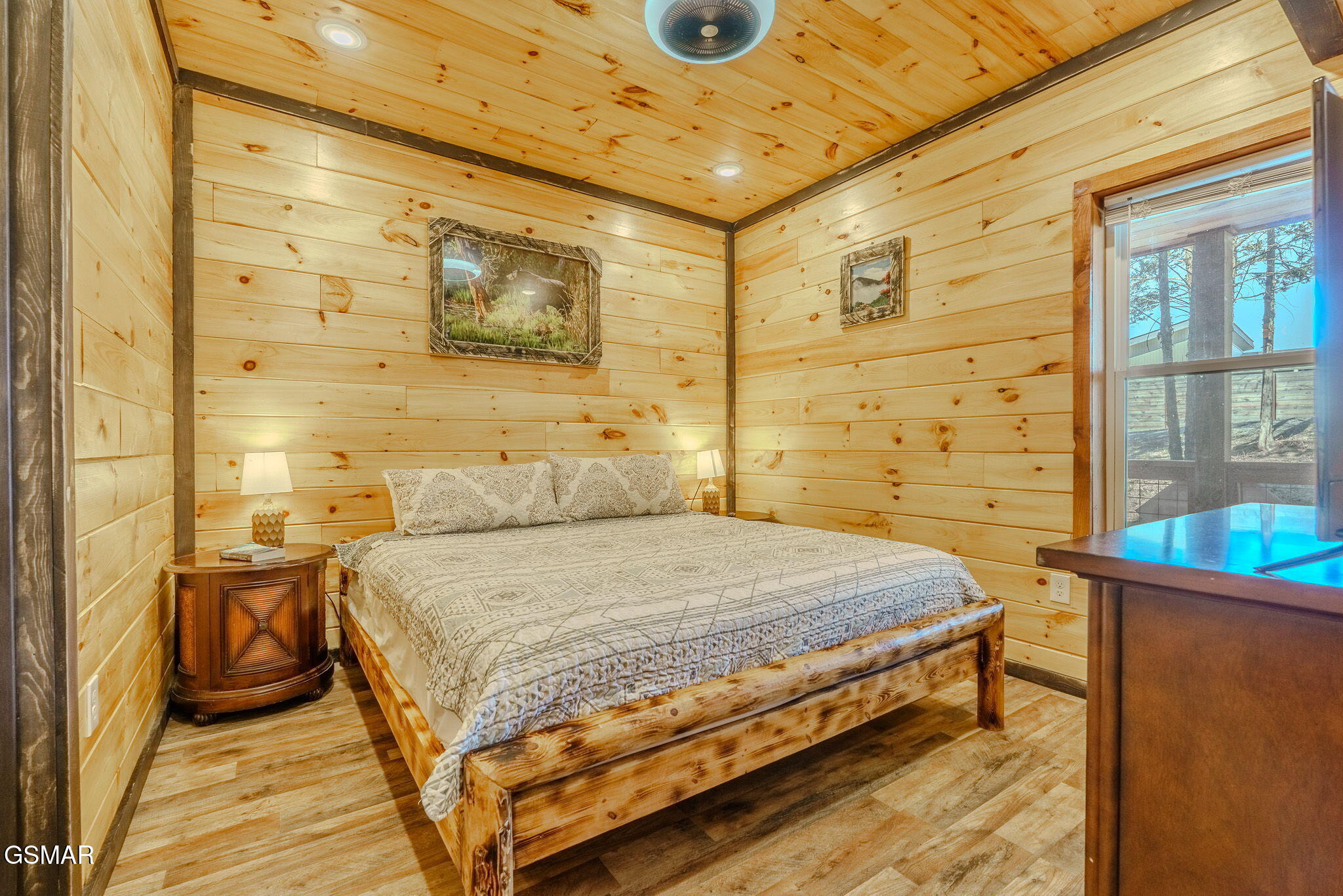 2540 White Timberlake Drive Sevierville TN 37876