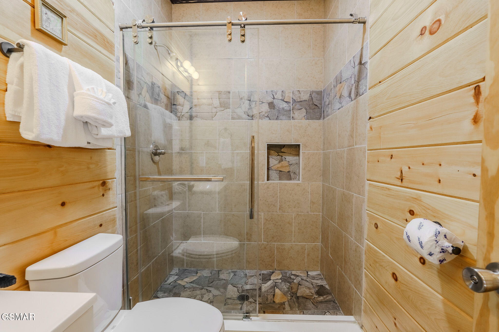 2540 White Timberlake Drive Sevierville TN 37876