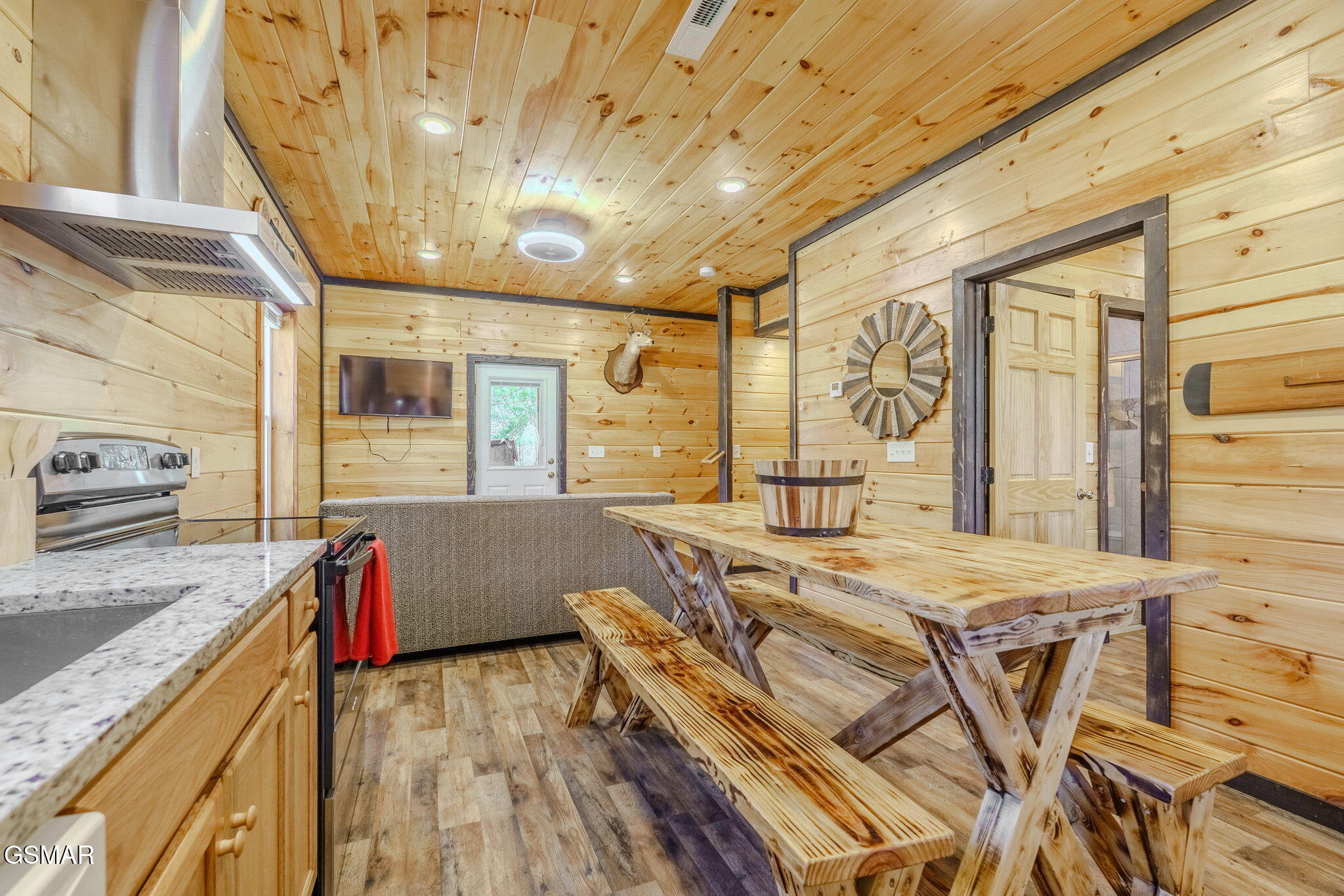 2540 White Timberlake Drive Sevierville TN 37876