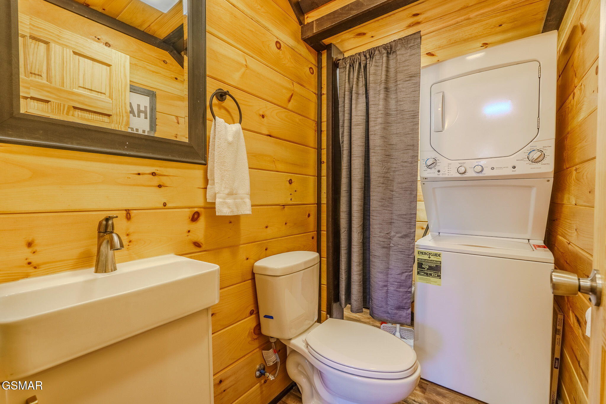 2540 White Timberlake Drive Sevierville TN 37876