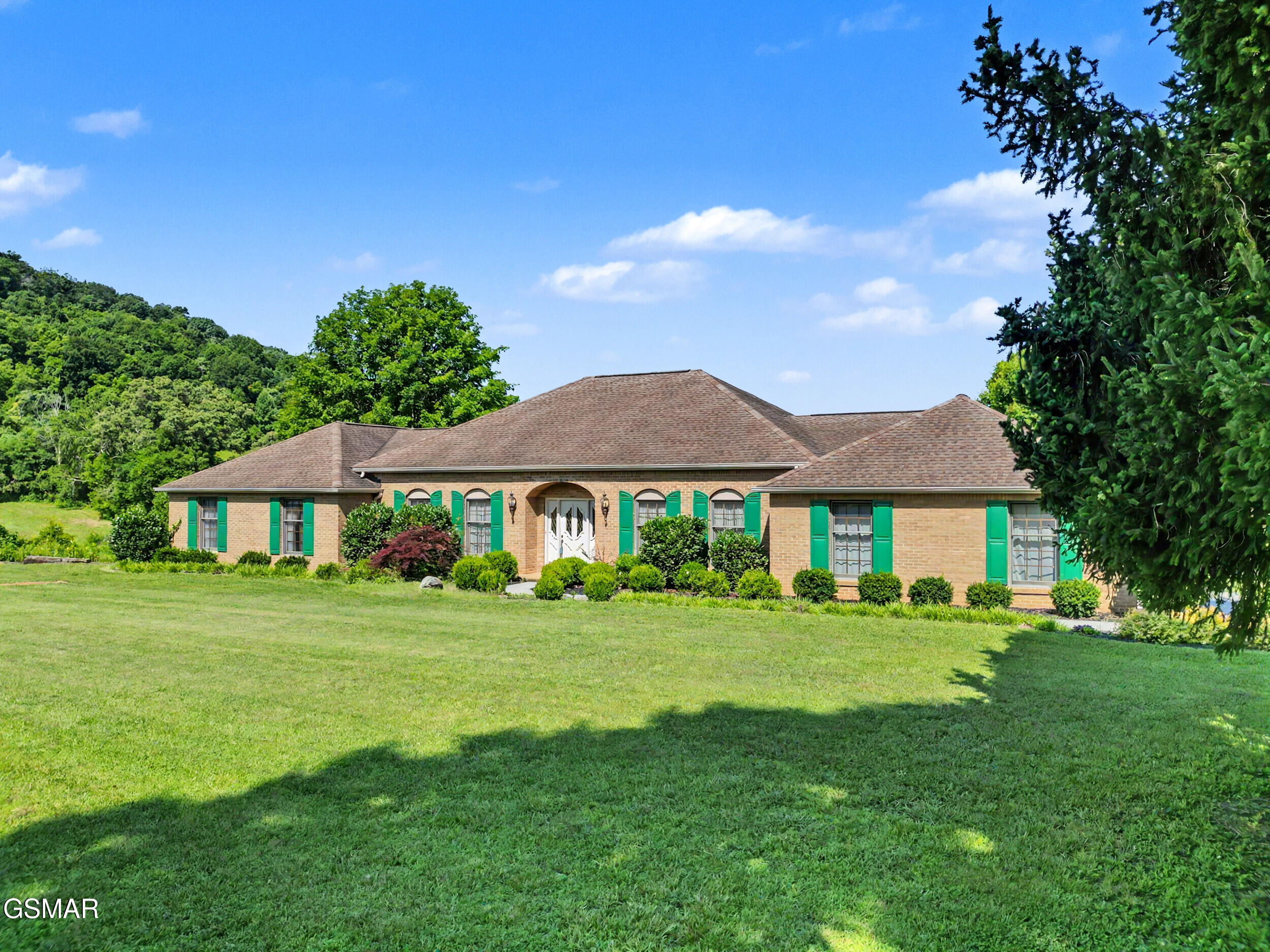 377 Thomas Loop Road Sevierville TN 37876