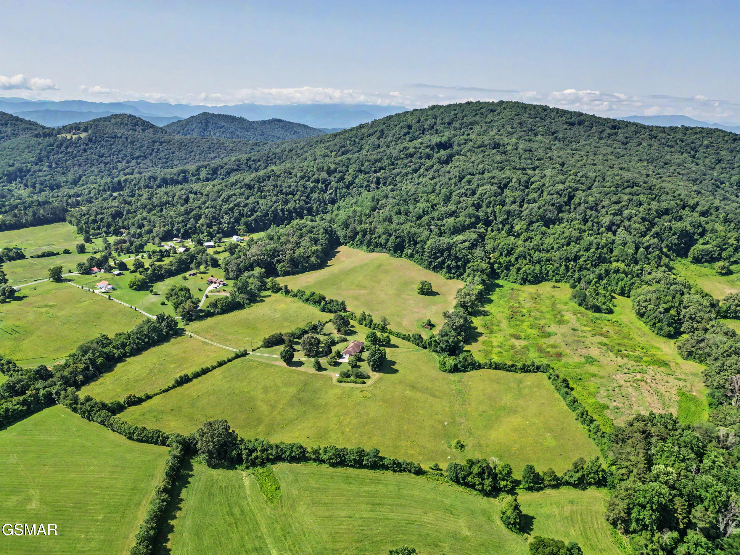 377 Thomas Loop Road Sevierville TN 37876