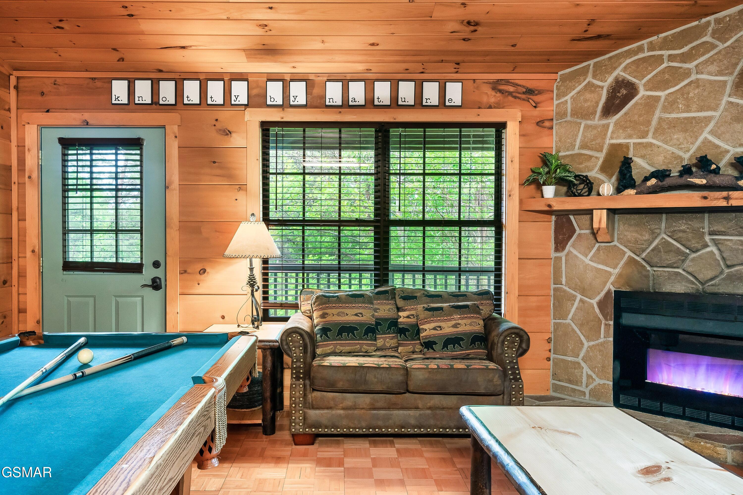 2619 Thad Trail Sevierville TN 37876