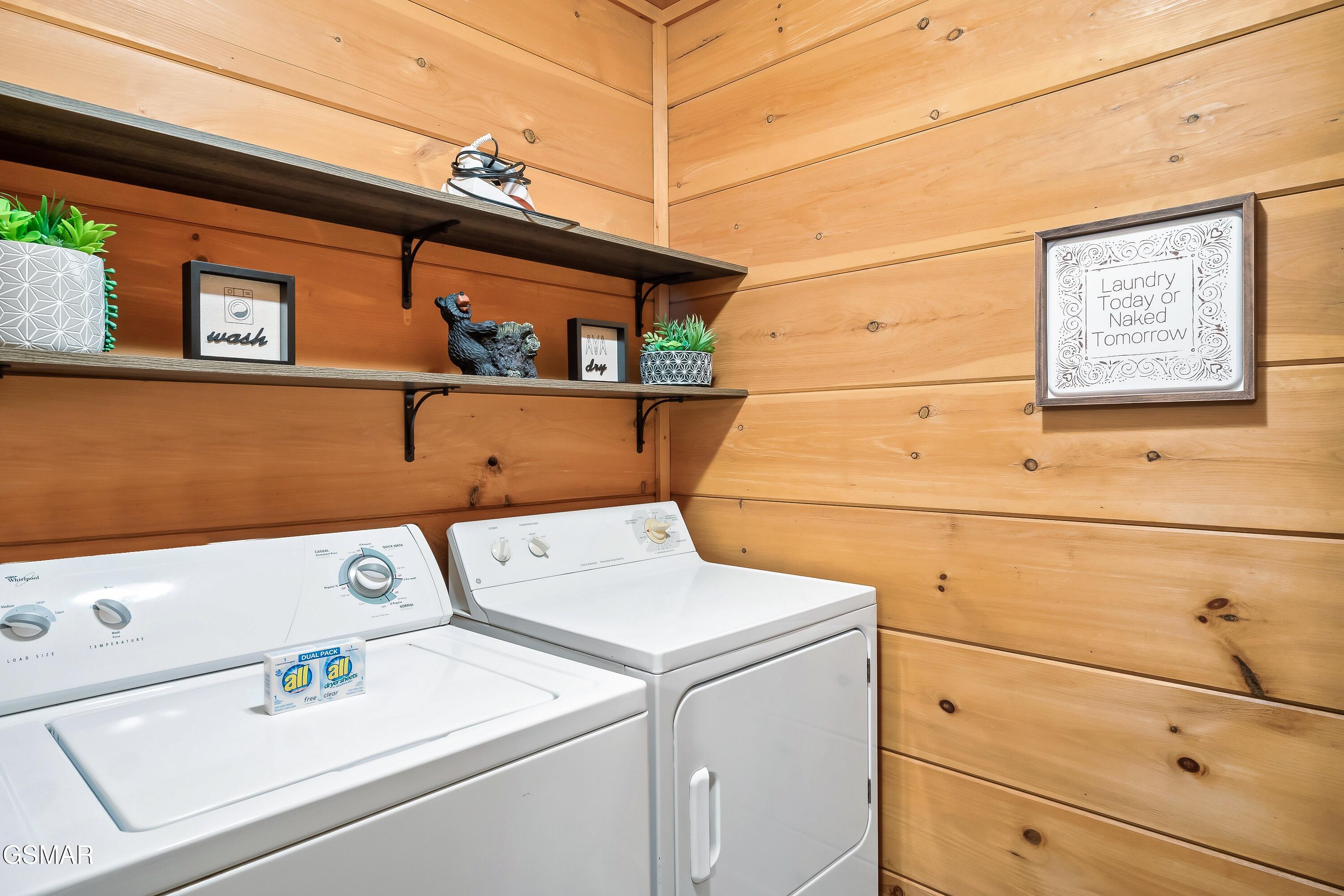 2619 Thad Trail Sevierville TN 37876