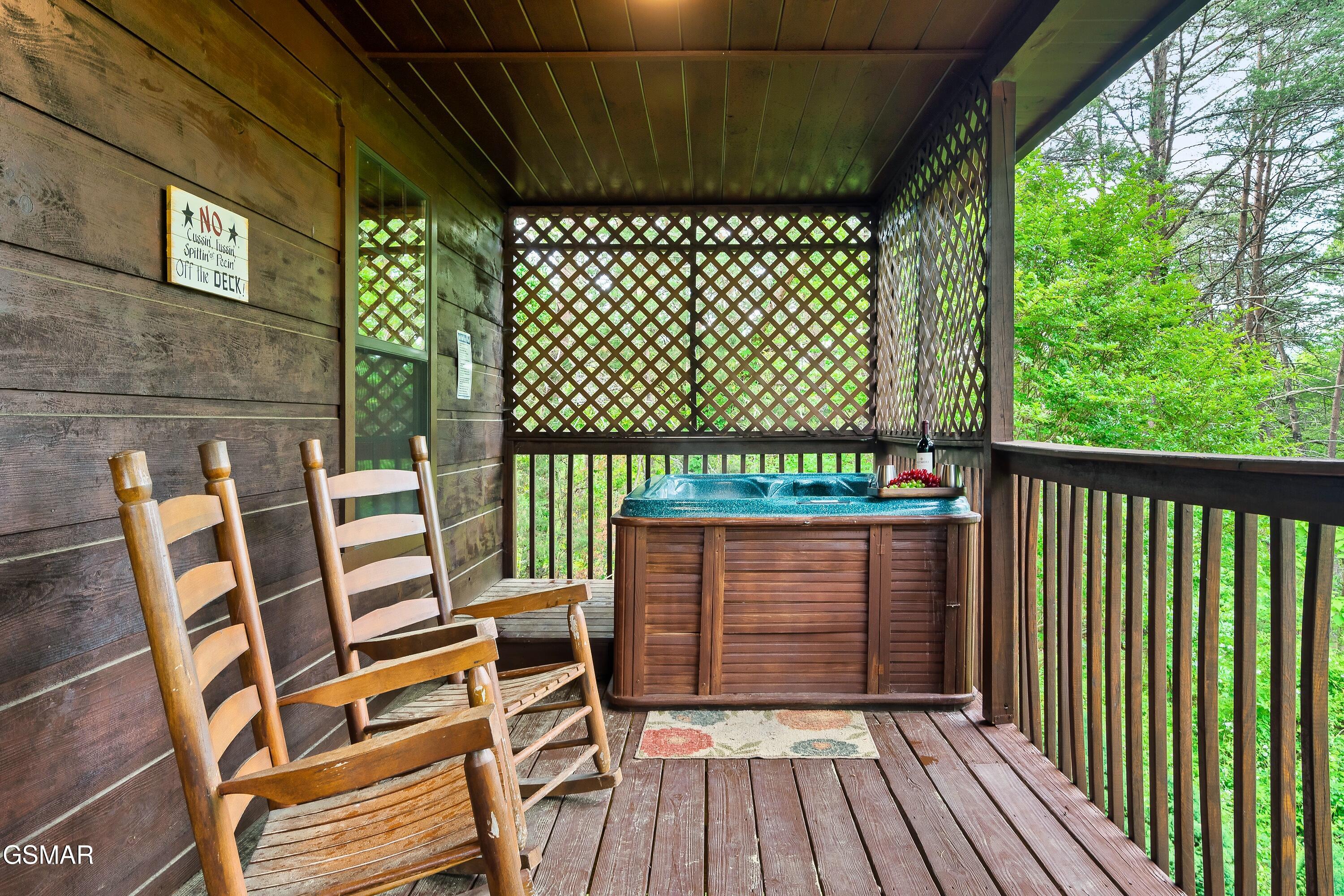 2619 Thad Trail Sevierville TN 37876