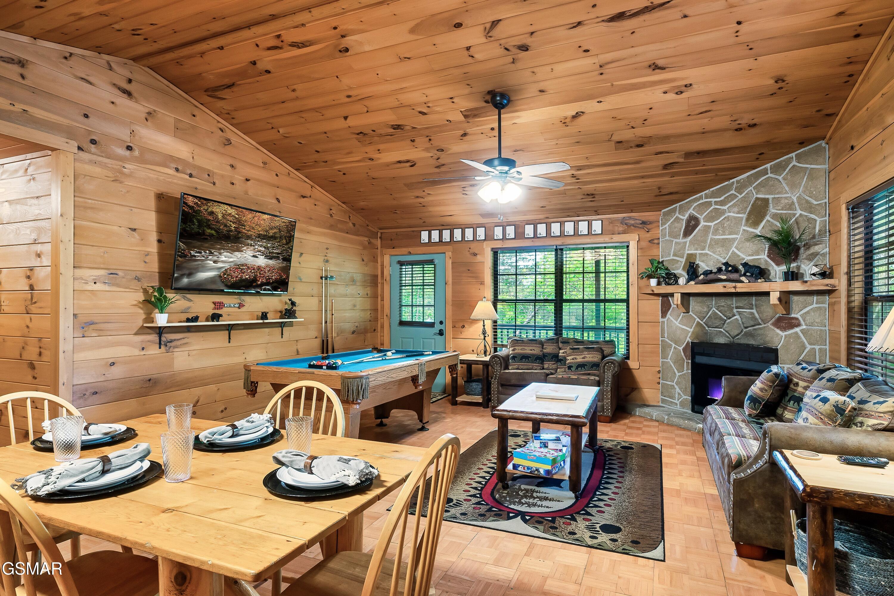 2619 Thad Trail Sevierville TN 37876
