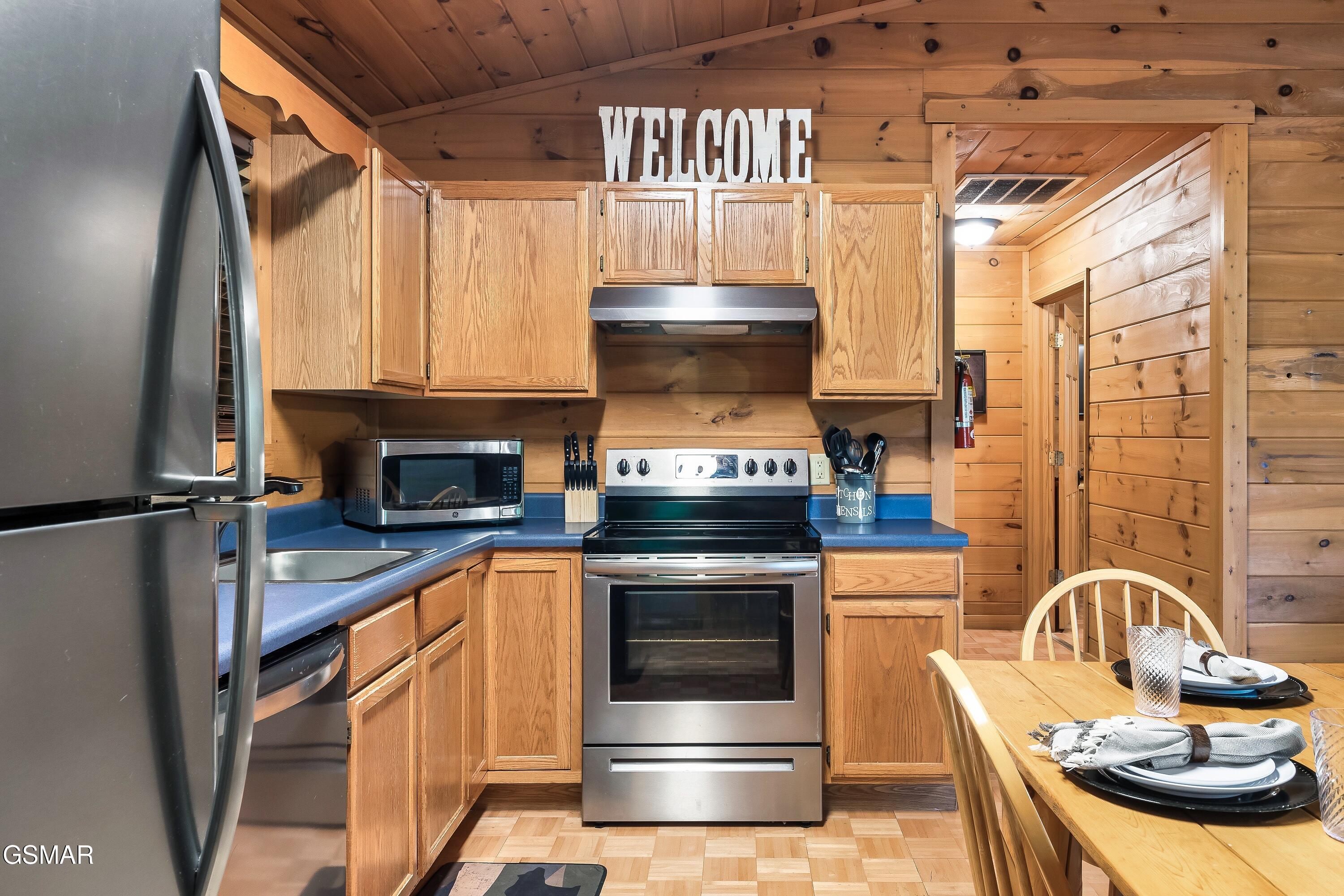 2619 Thad Trail Sevierville TN 37876