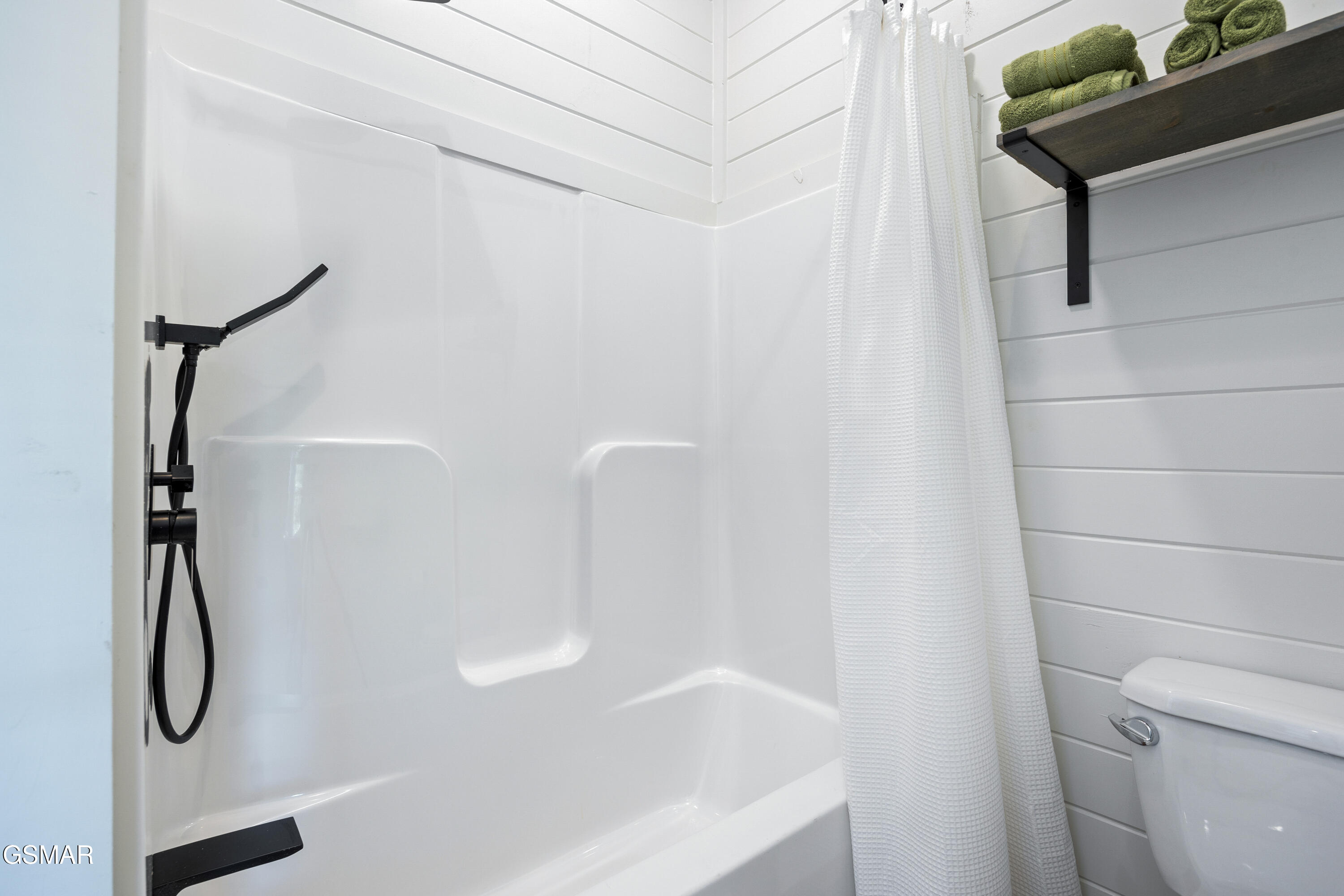 1337 Lake Haven Way Sevierville TN 37876