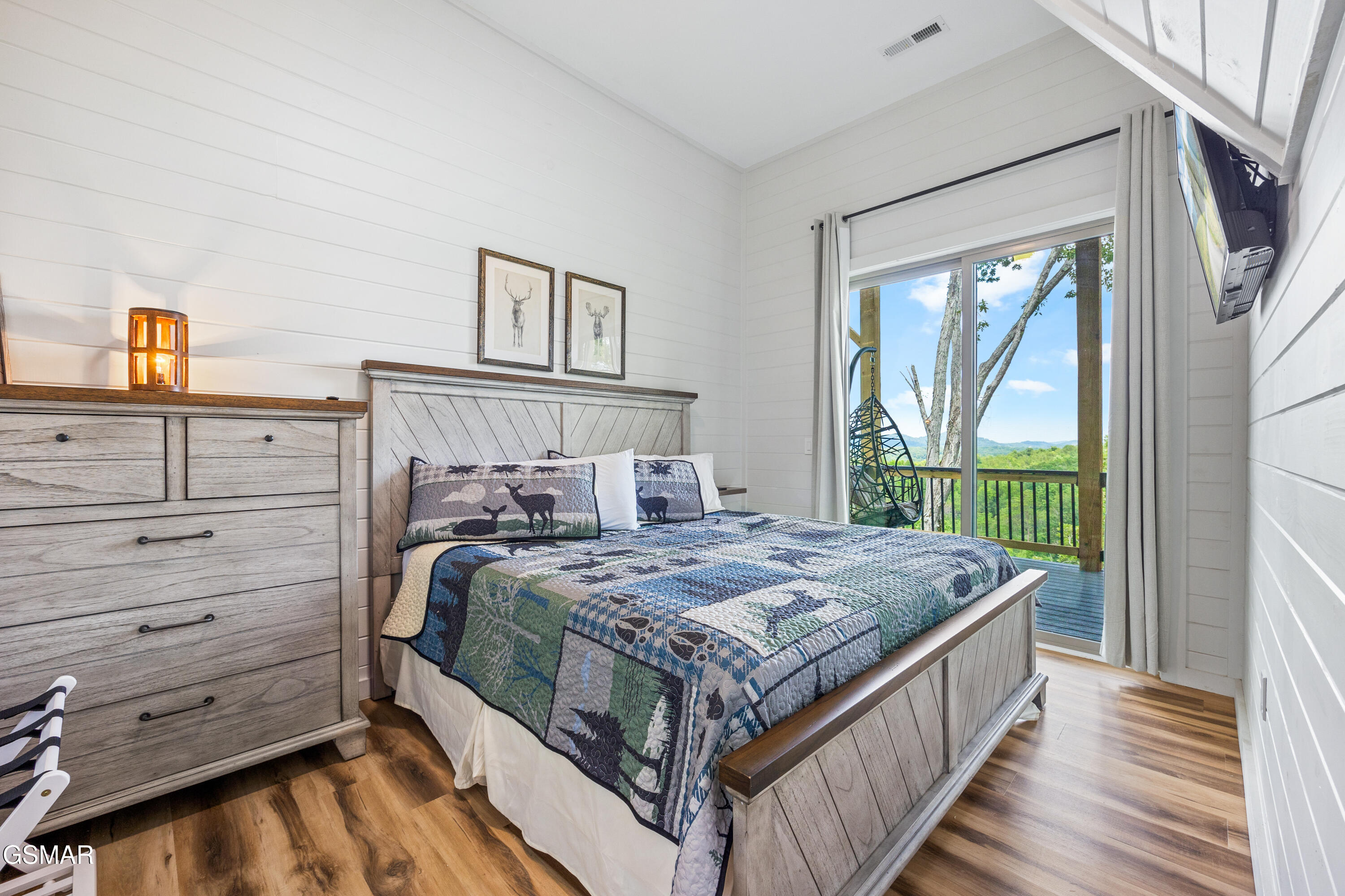 1337 Lake Haven Way Sevierville TN 37876