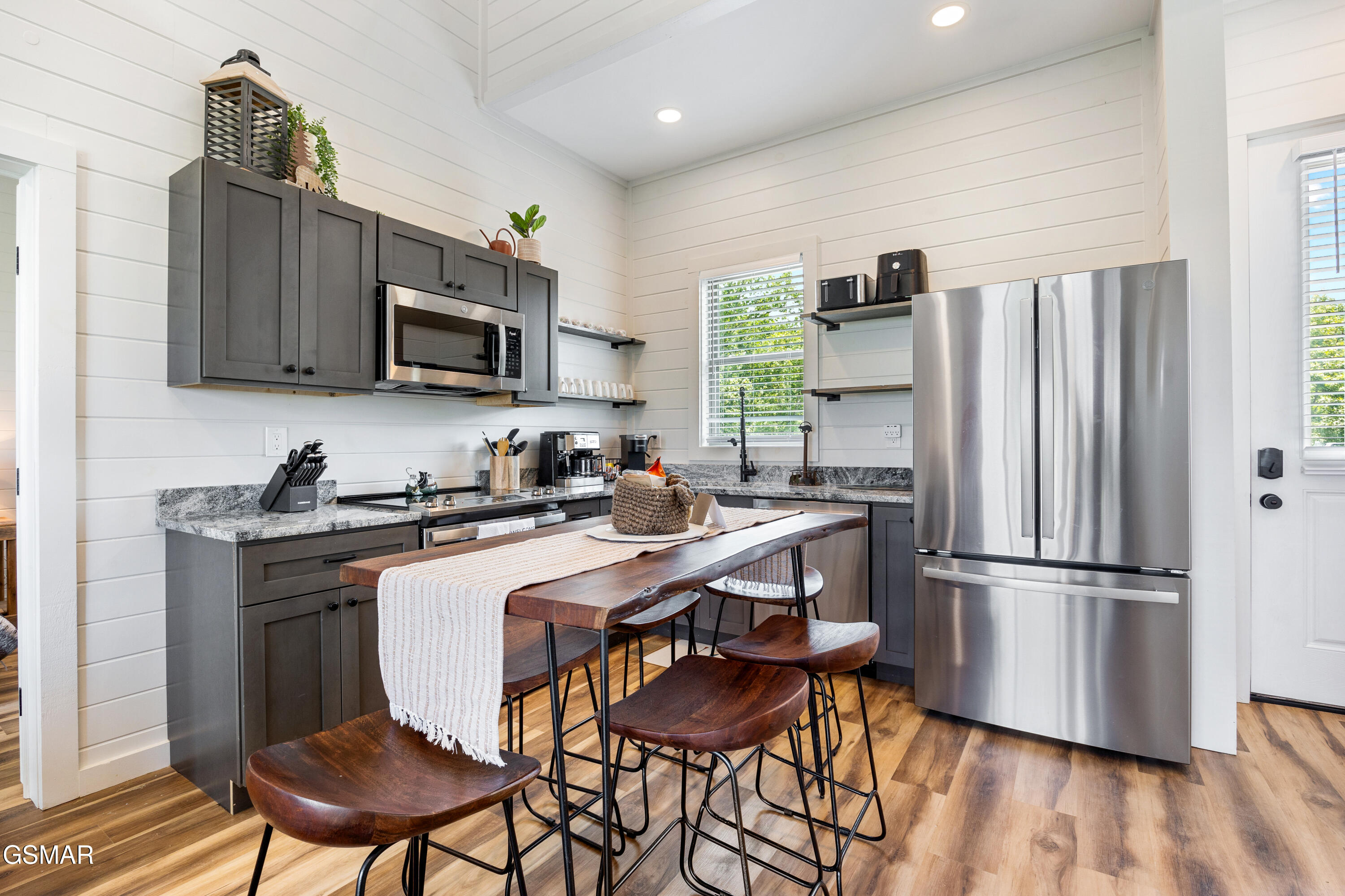 1337 Lake Haven Way Sevierville TN 37876