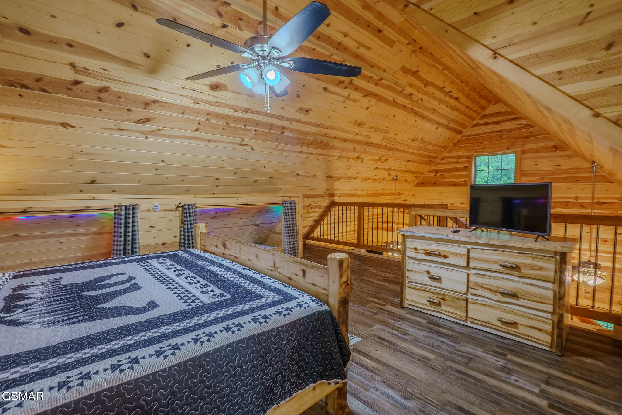 2594 Windfall Estates Drive Sevierville TN 37876