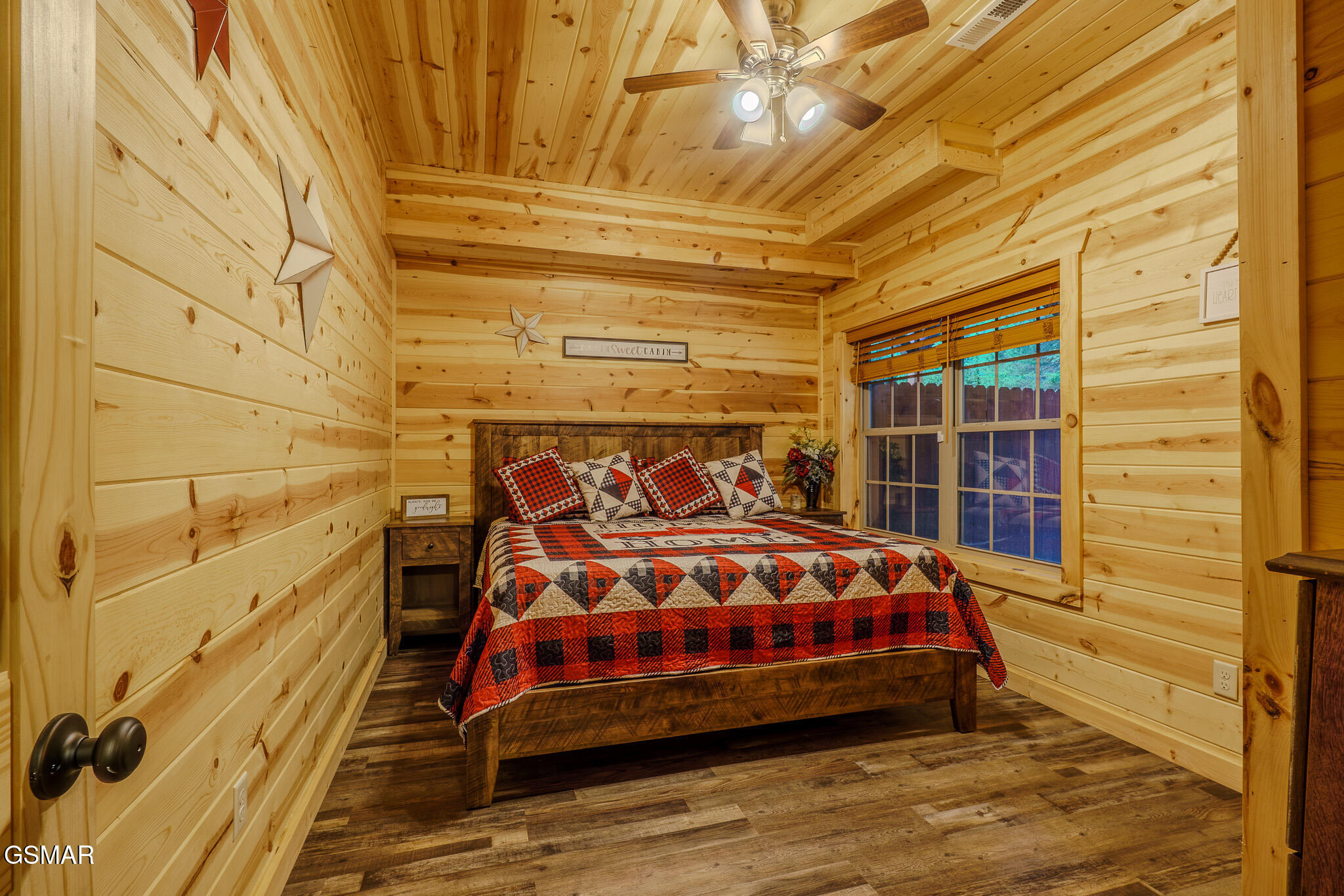 2594 Windfall Estates Drive Sevierville TN 37876