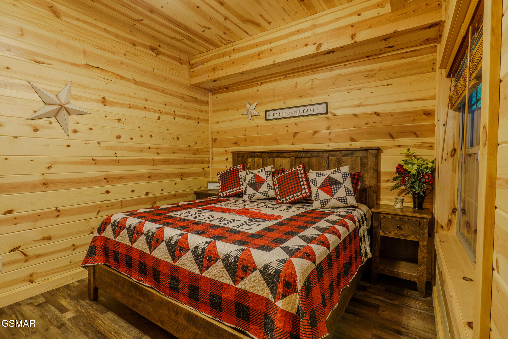 2594 Windfall Estates Drive Sevierville TN 37876