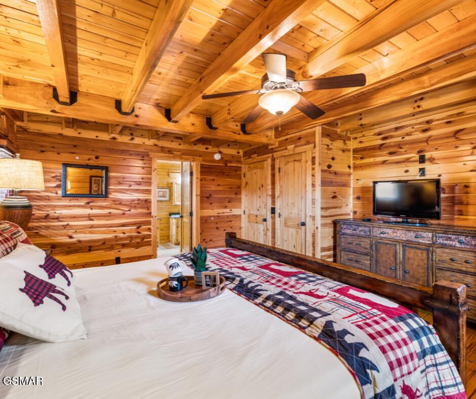229 Forrest Loop Way Gatlinburg TN 37738