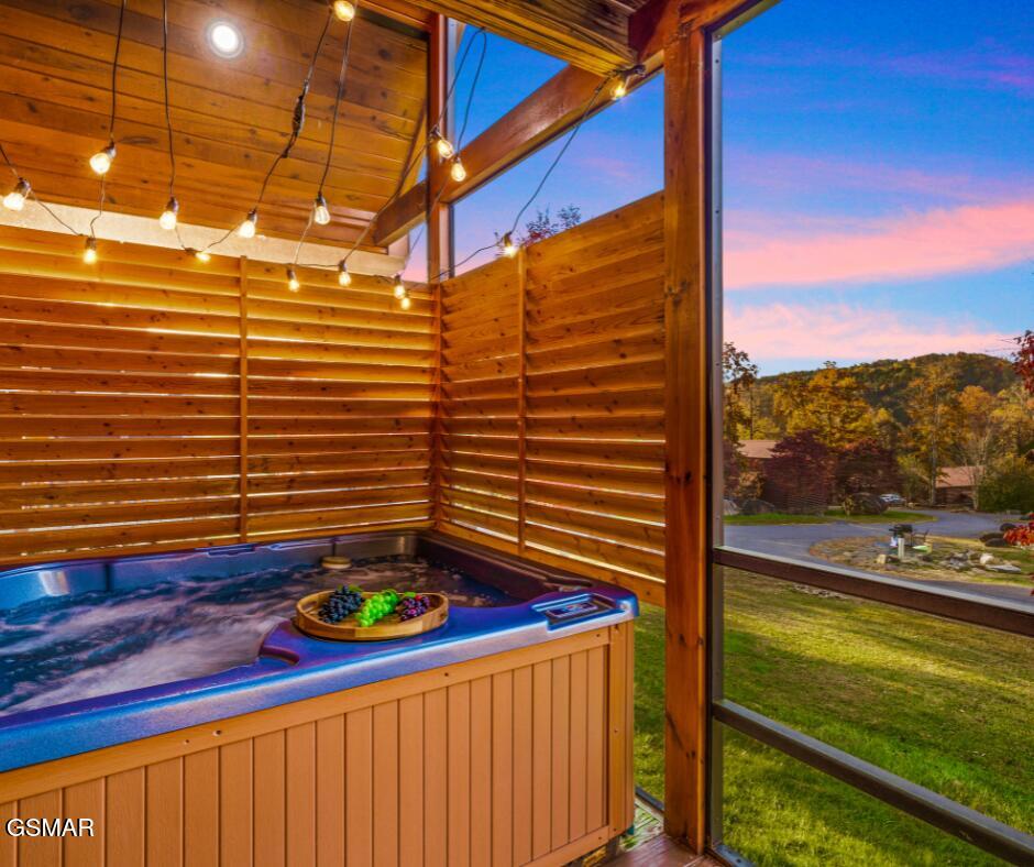229 Forrest Loop Way Gatlinburg TN 37738