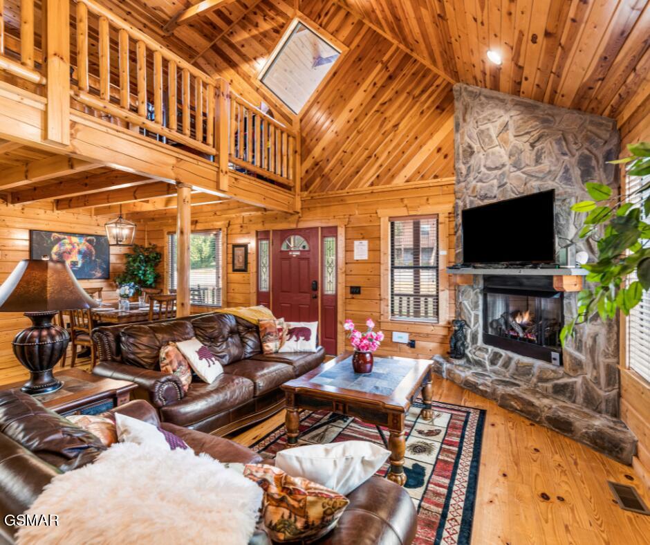 229 Forrest Loop Way Gatlinburg TN 37738