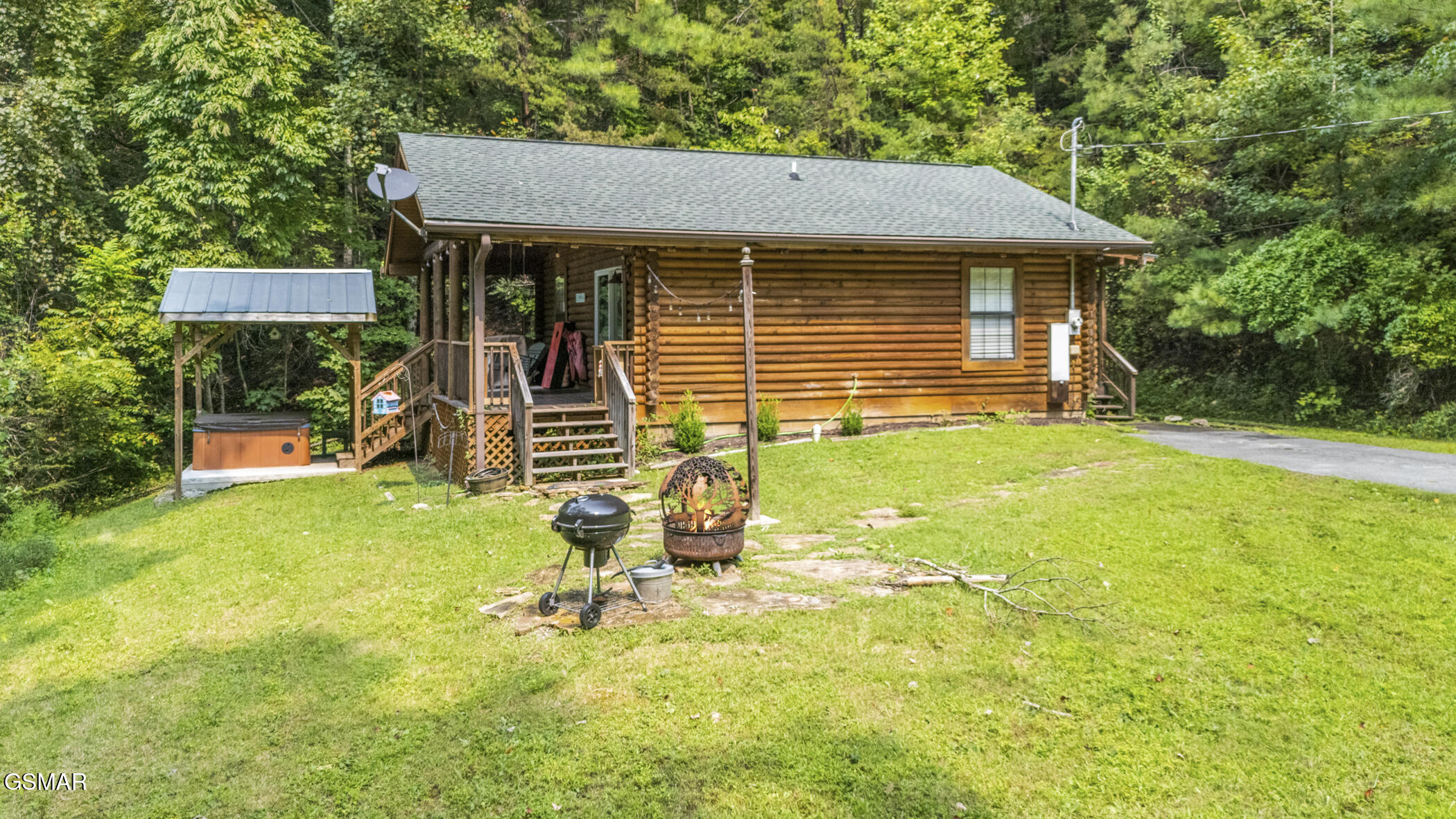 1284 Laurel Lick Road Sevierville TN 37862