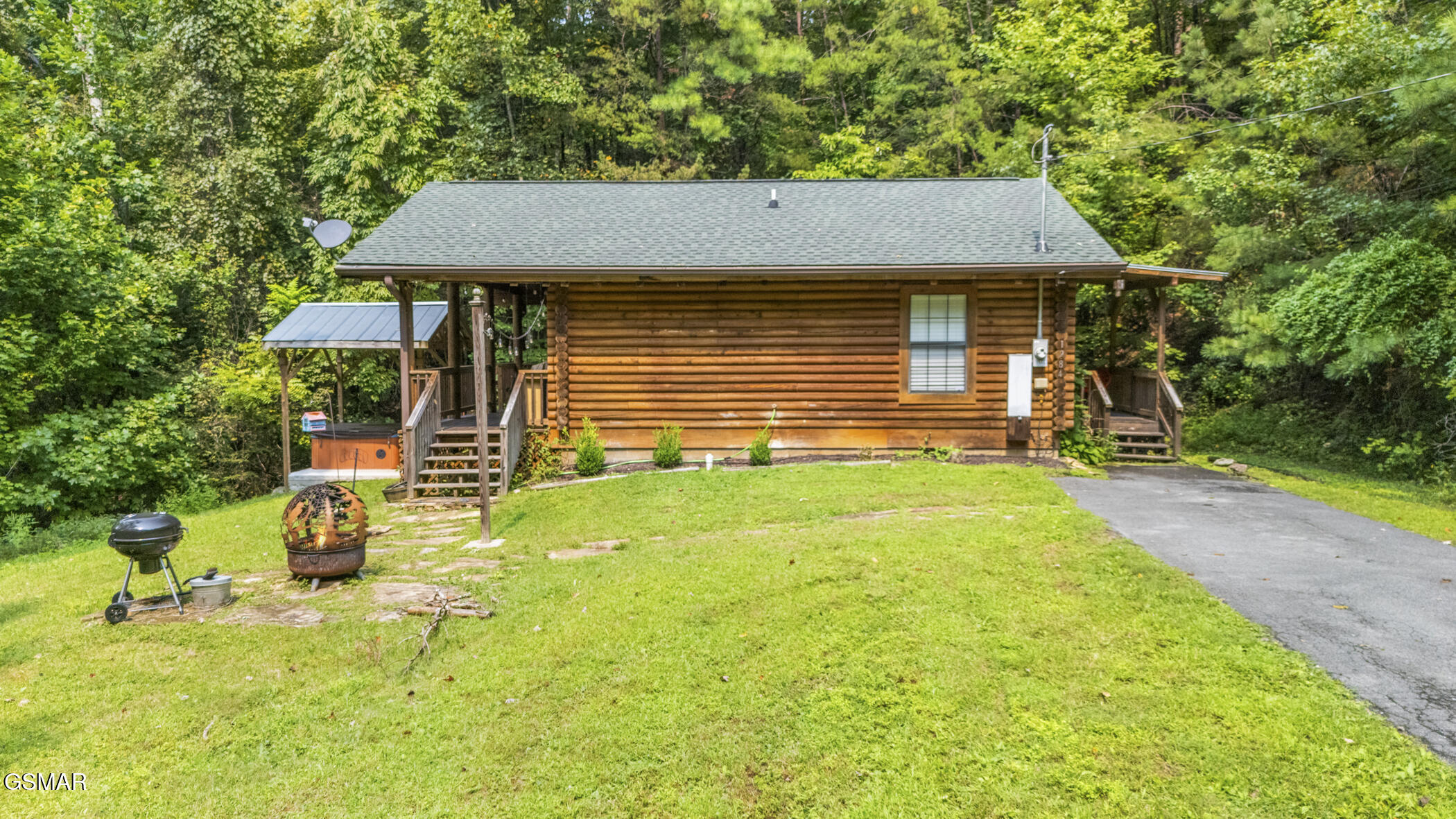 1284 Laurel Lick Road Sevierville TN 37862