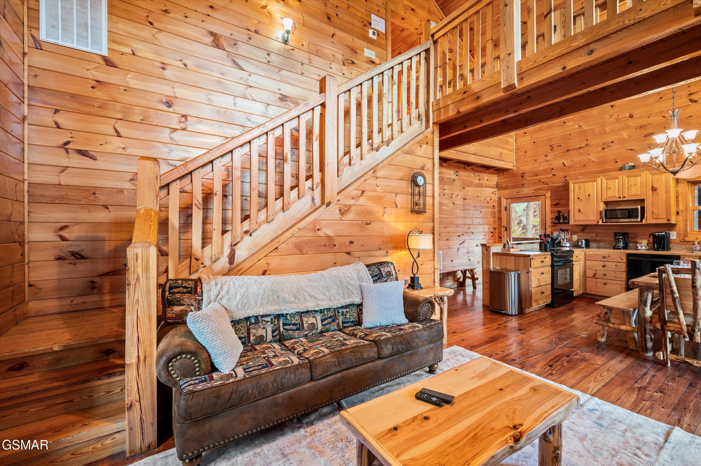 2828 Ridge Creek Circle Sevierville TN 37876