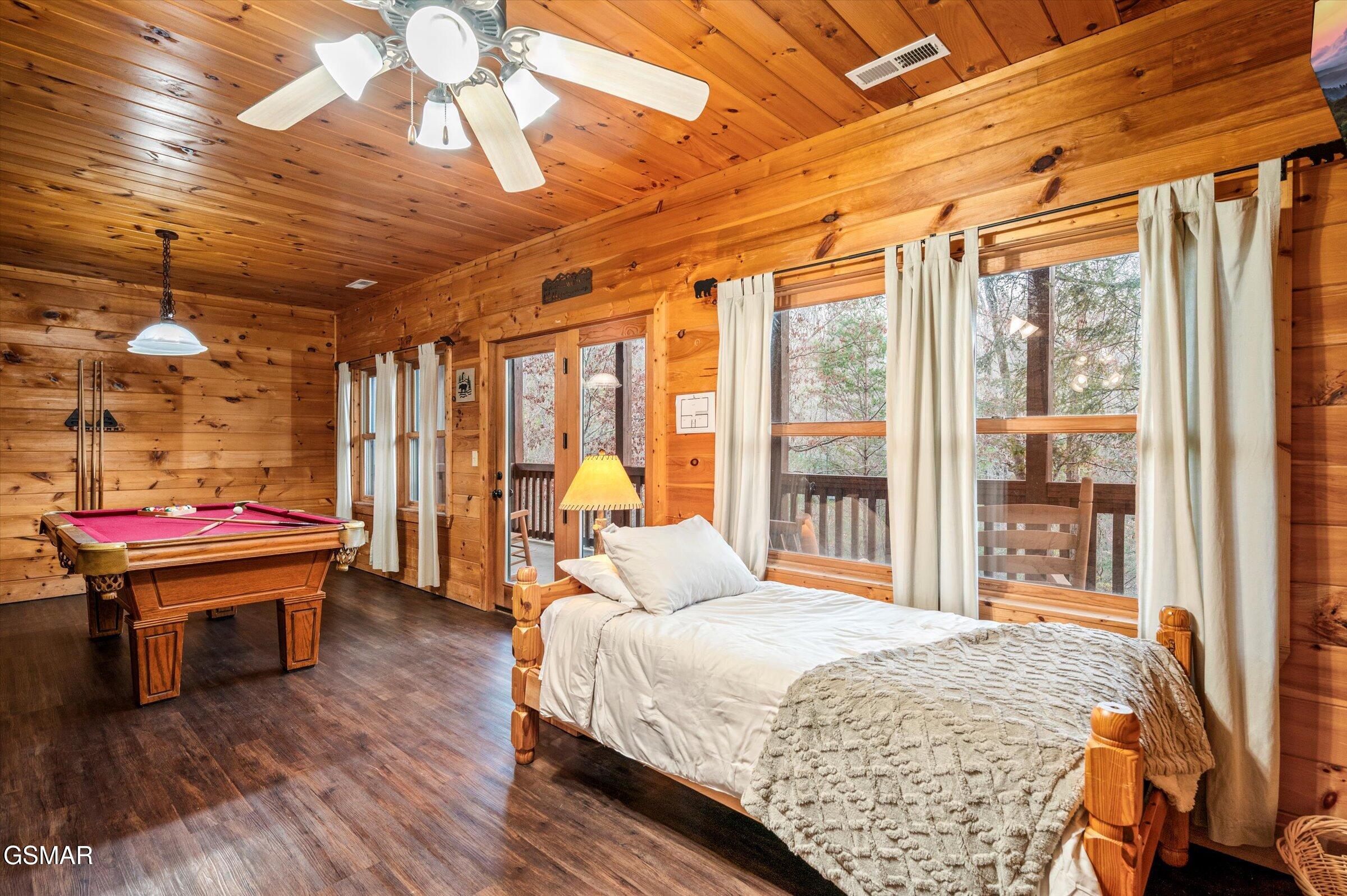2828 Ridge Creek Circle Sevierville TN 37876