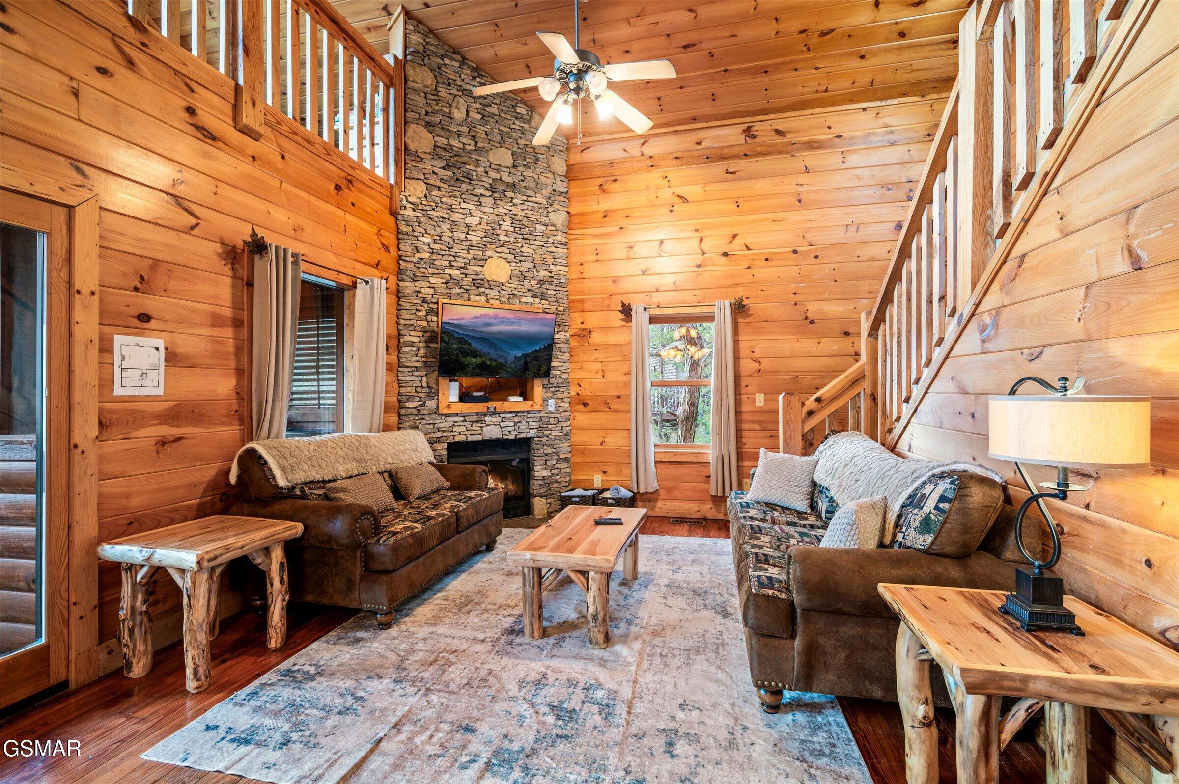 2828 Ridge Creek Circle Sevierville TN 37876