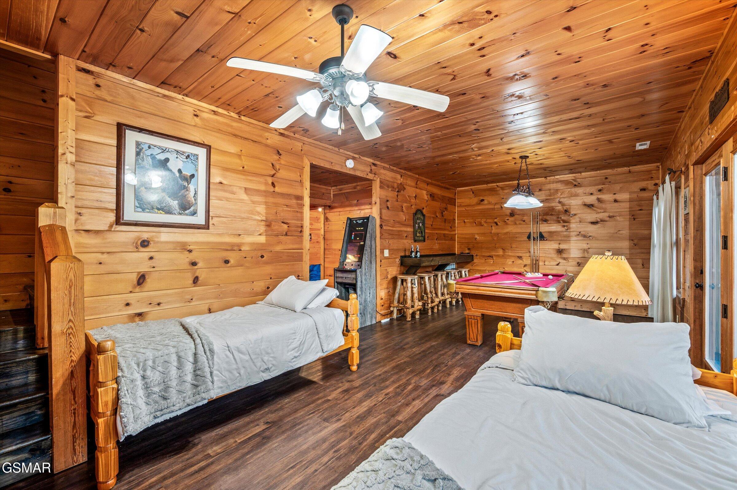 2828 Ridge Creek Circle Sevierville TN 37876