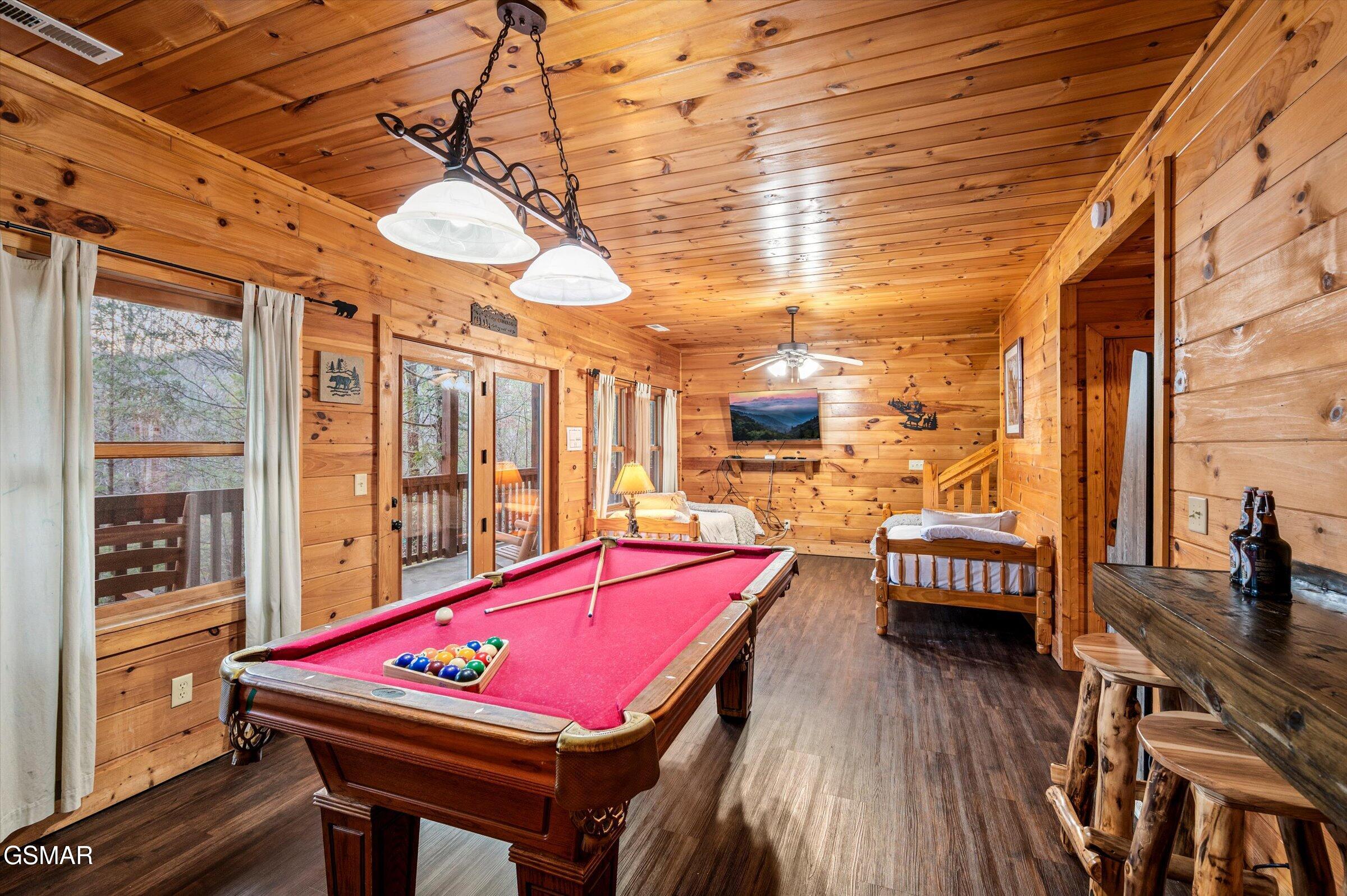 2828 Ridge Creek Circle Sevierville TN 37876