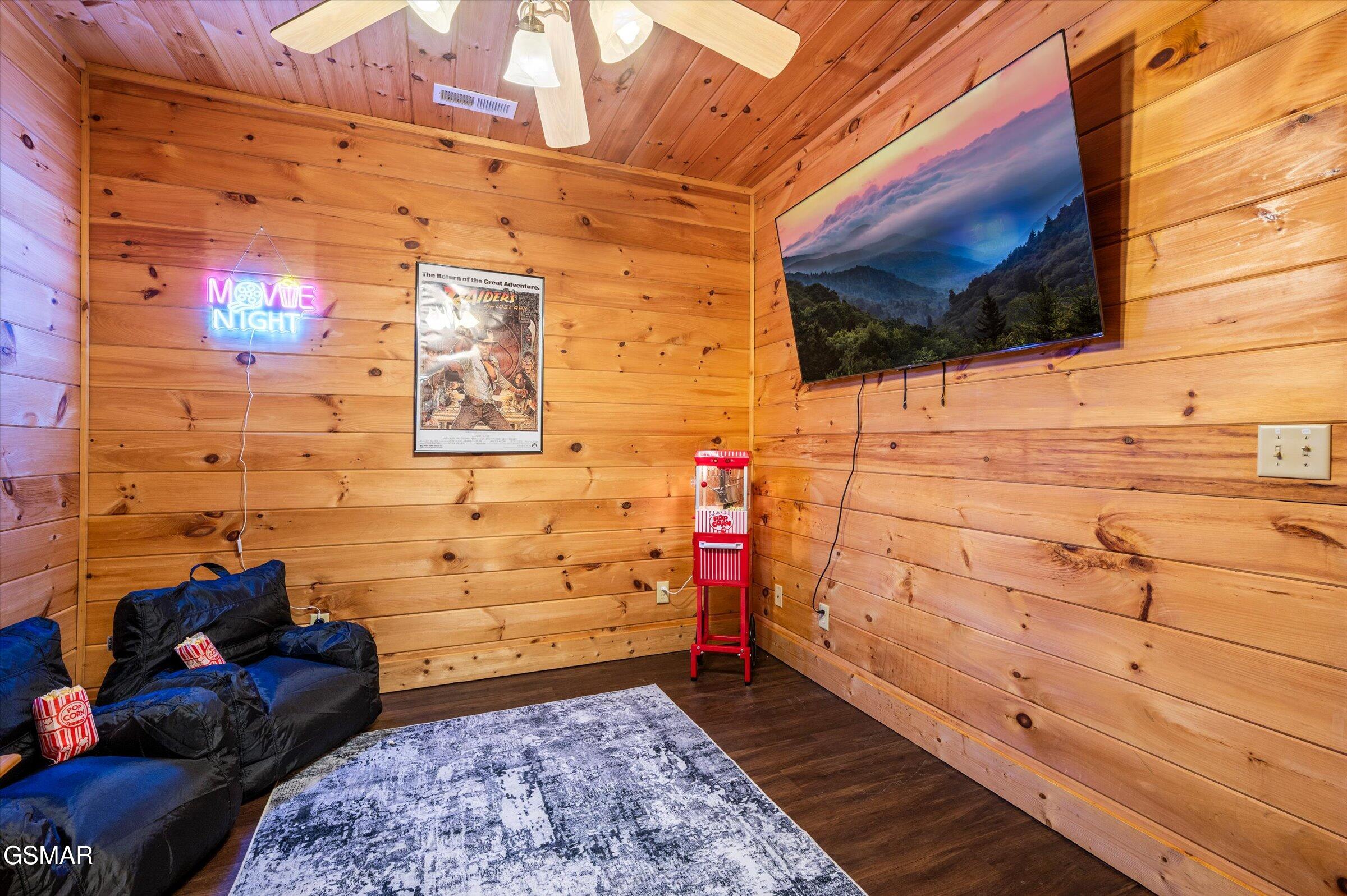 2828 Ridge Creek Circle Sevierville TN 37876