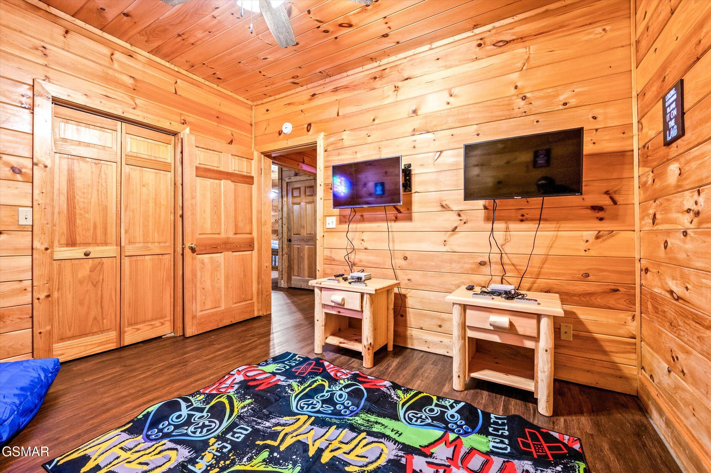 2828 Ridge Creek Circle Sevierville TN 37876