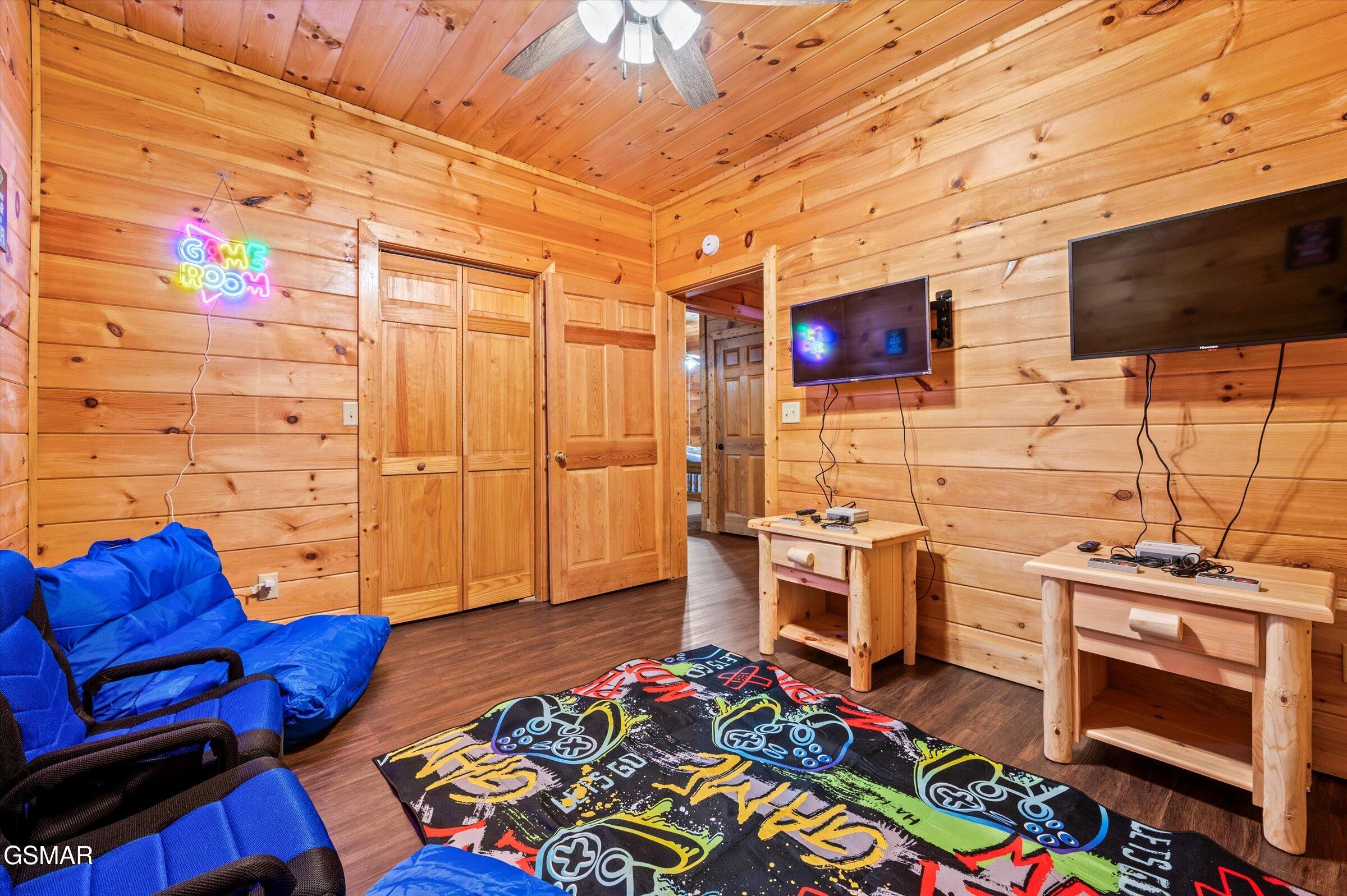 2828 Ridge Creek Circle Sevierville TN 37876
