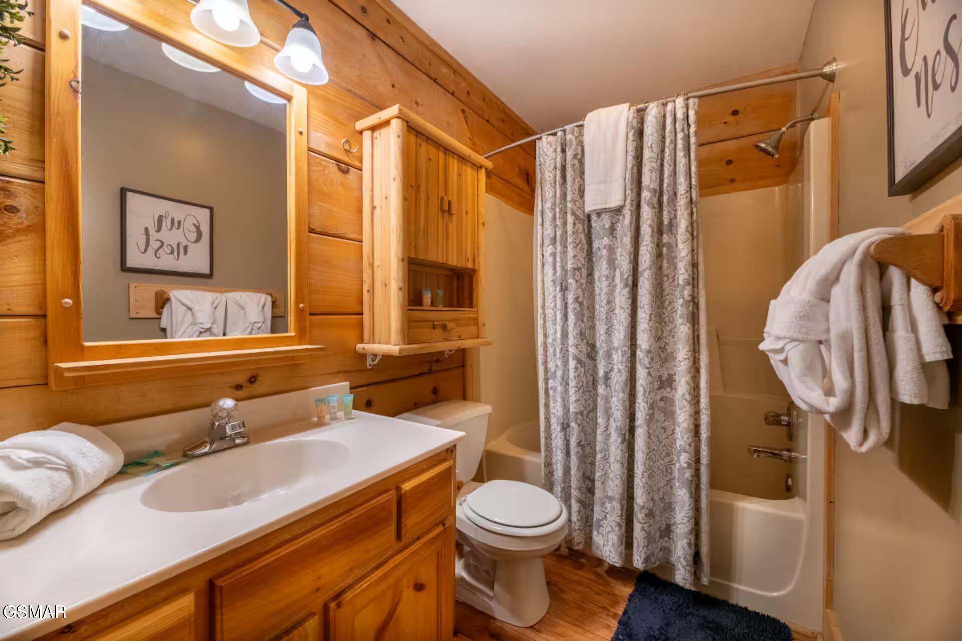 713 Harrier Court Way Pigeon Forge TN 37863