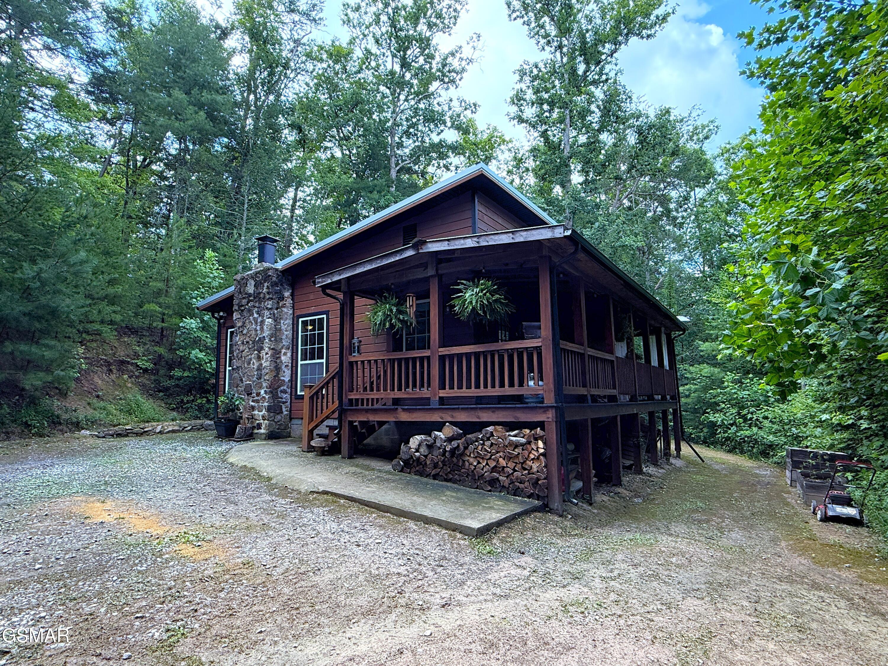 438 Country Square Road Newport TN 37821