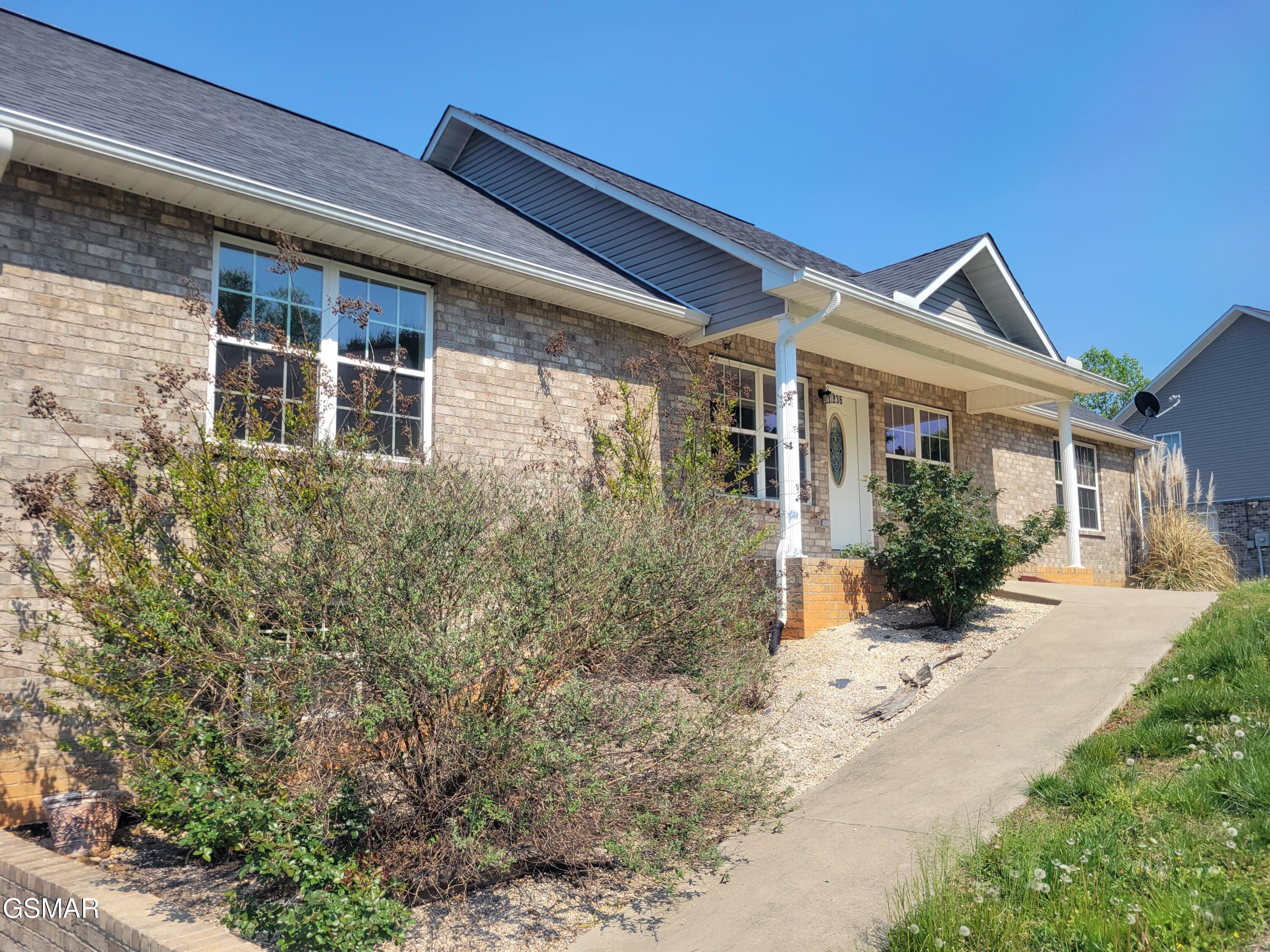3236 Sandpiper Court Kodak TN 37764