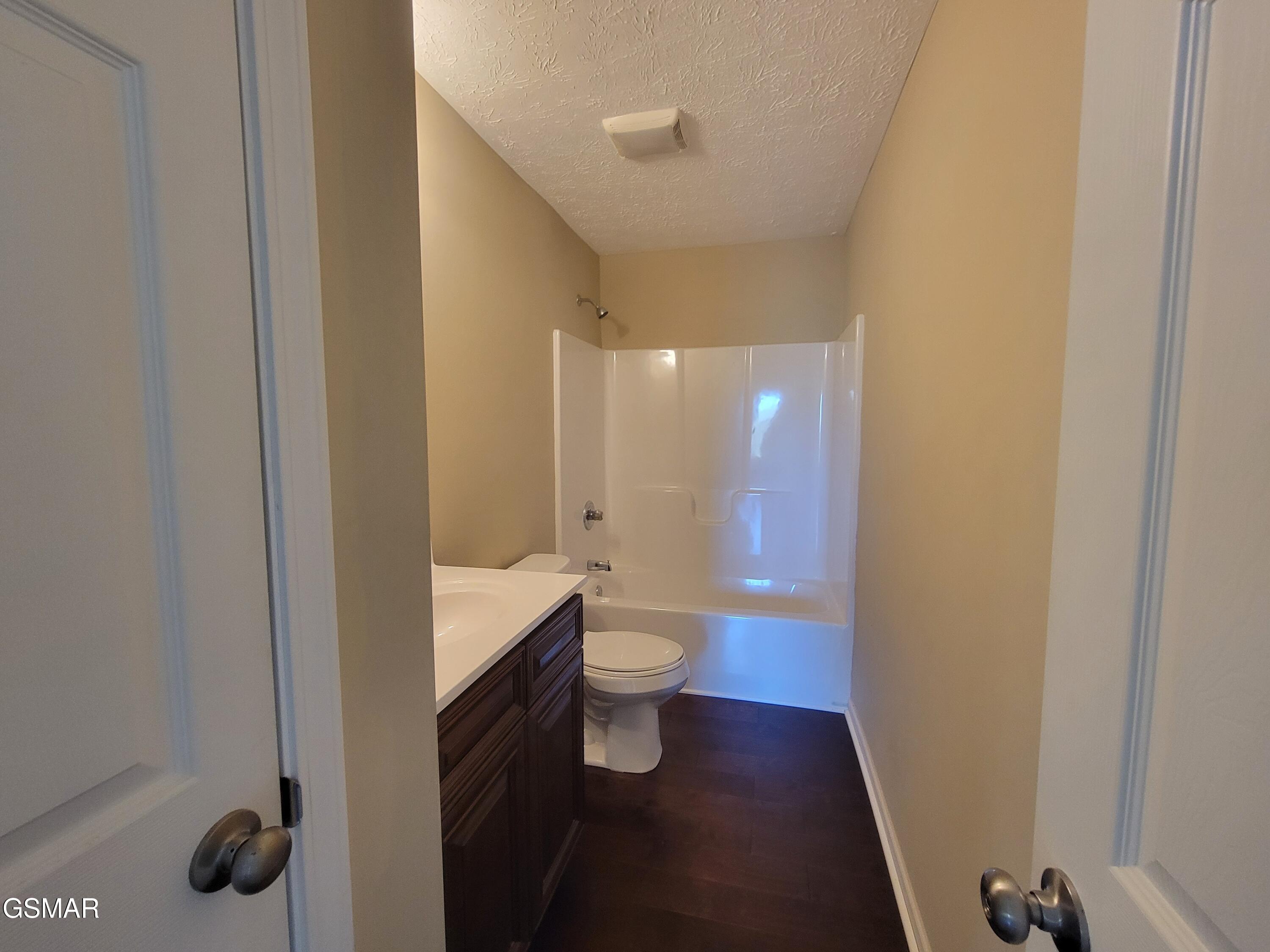 3236 Sandpiper Court Kodak TN 37764
