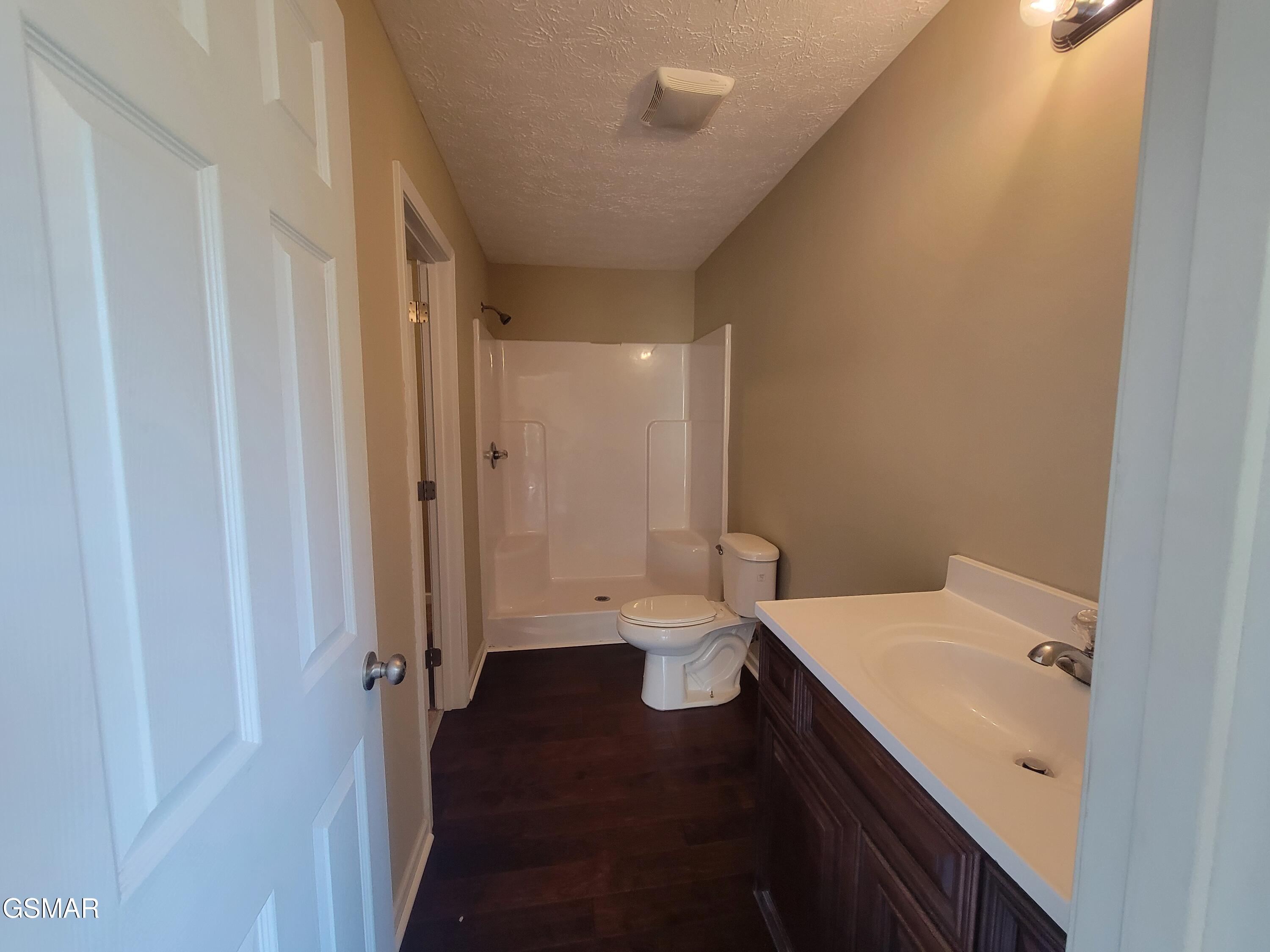 3236 Sandpiper Court Kodak TN 37764