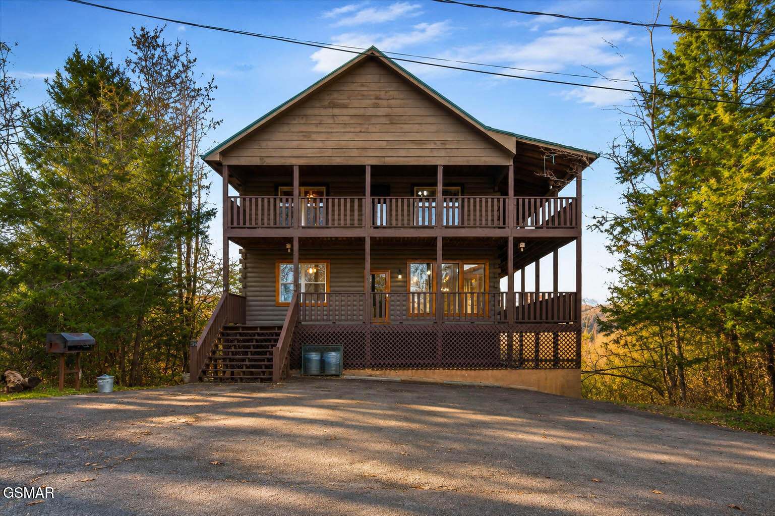 2016 Oakmont Drive Sevierville TN 37876
