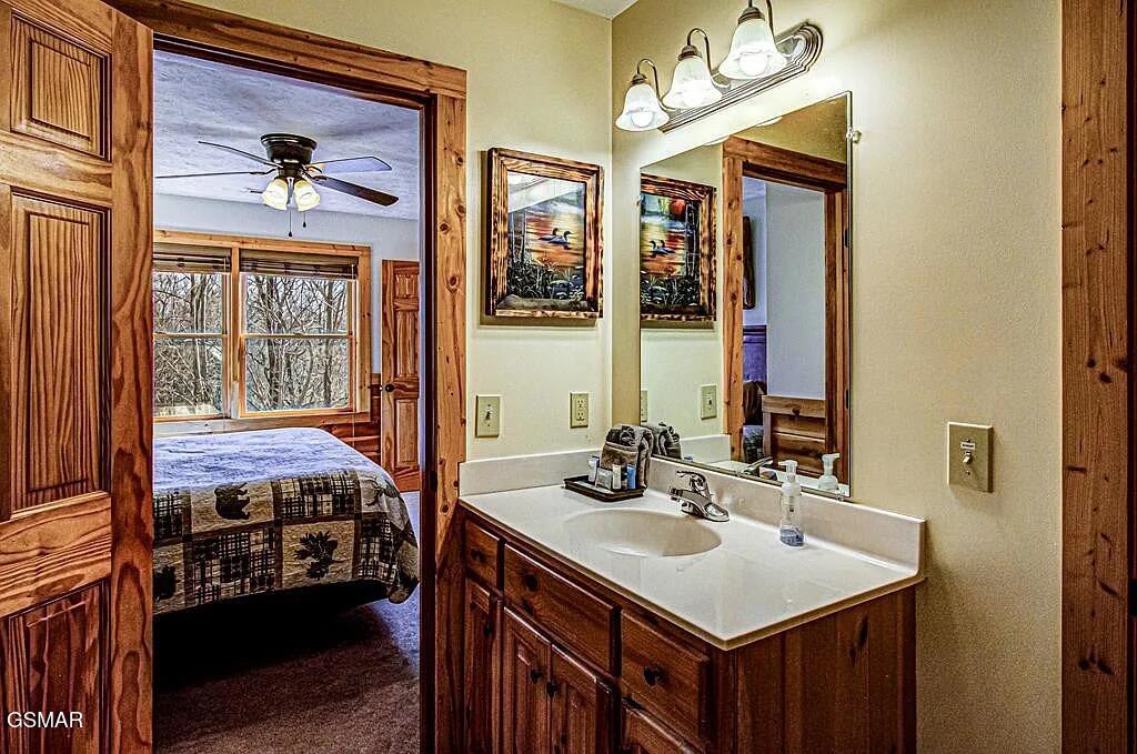 960 High Mountain Way Gatlinburg TN 37738