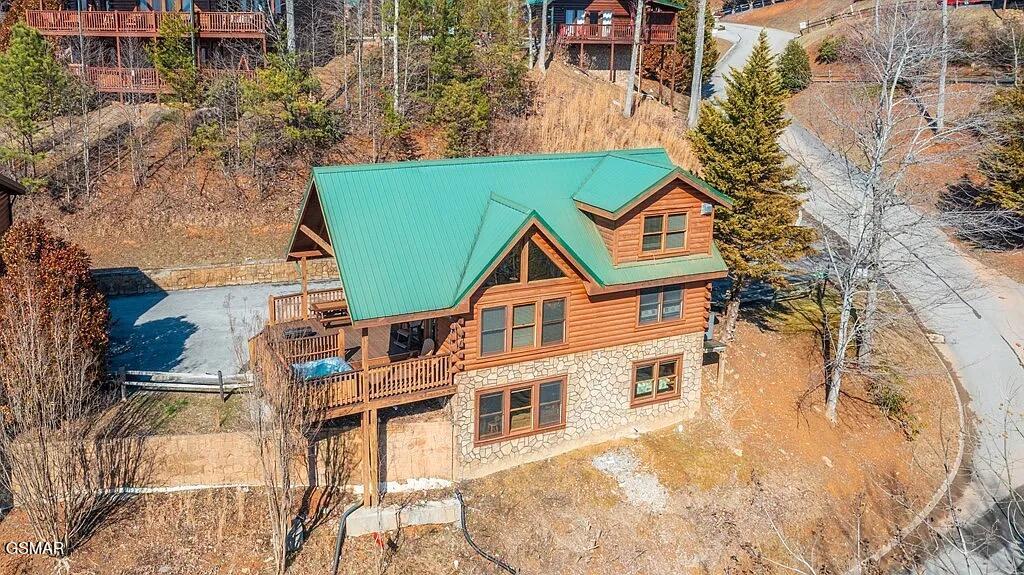 960 High Mountain Way Gatlinburg TN 37738