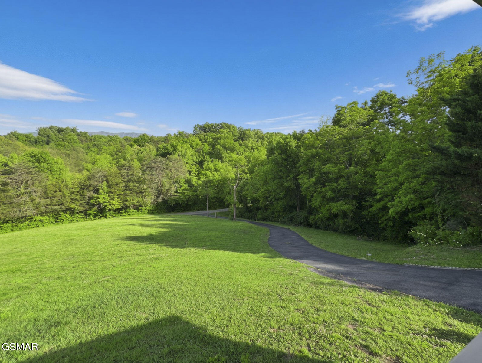 2621 Von Hill Road Dandridge TN 37725