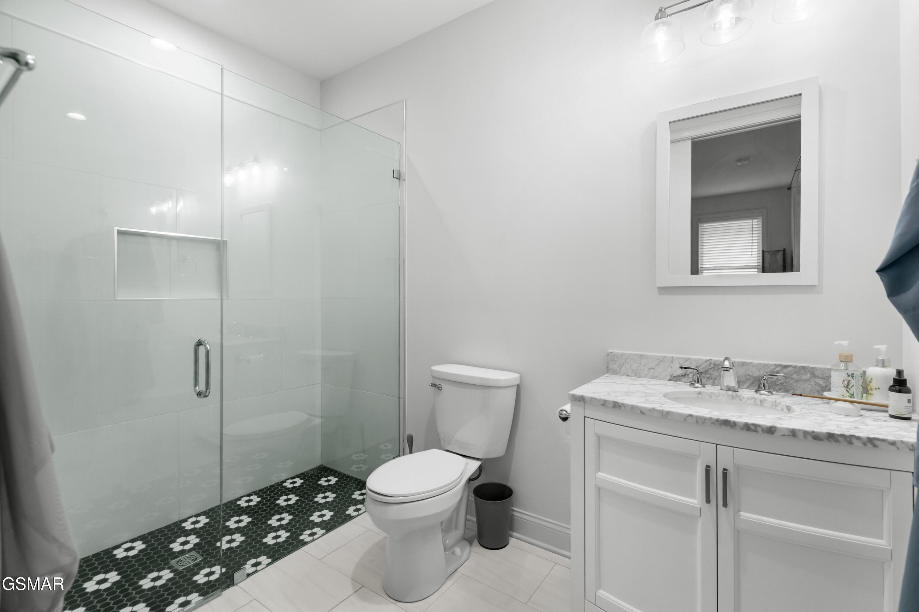 6325 Coves Edge Trail Russellville TN 37860