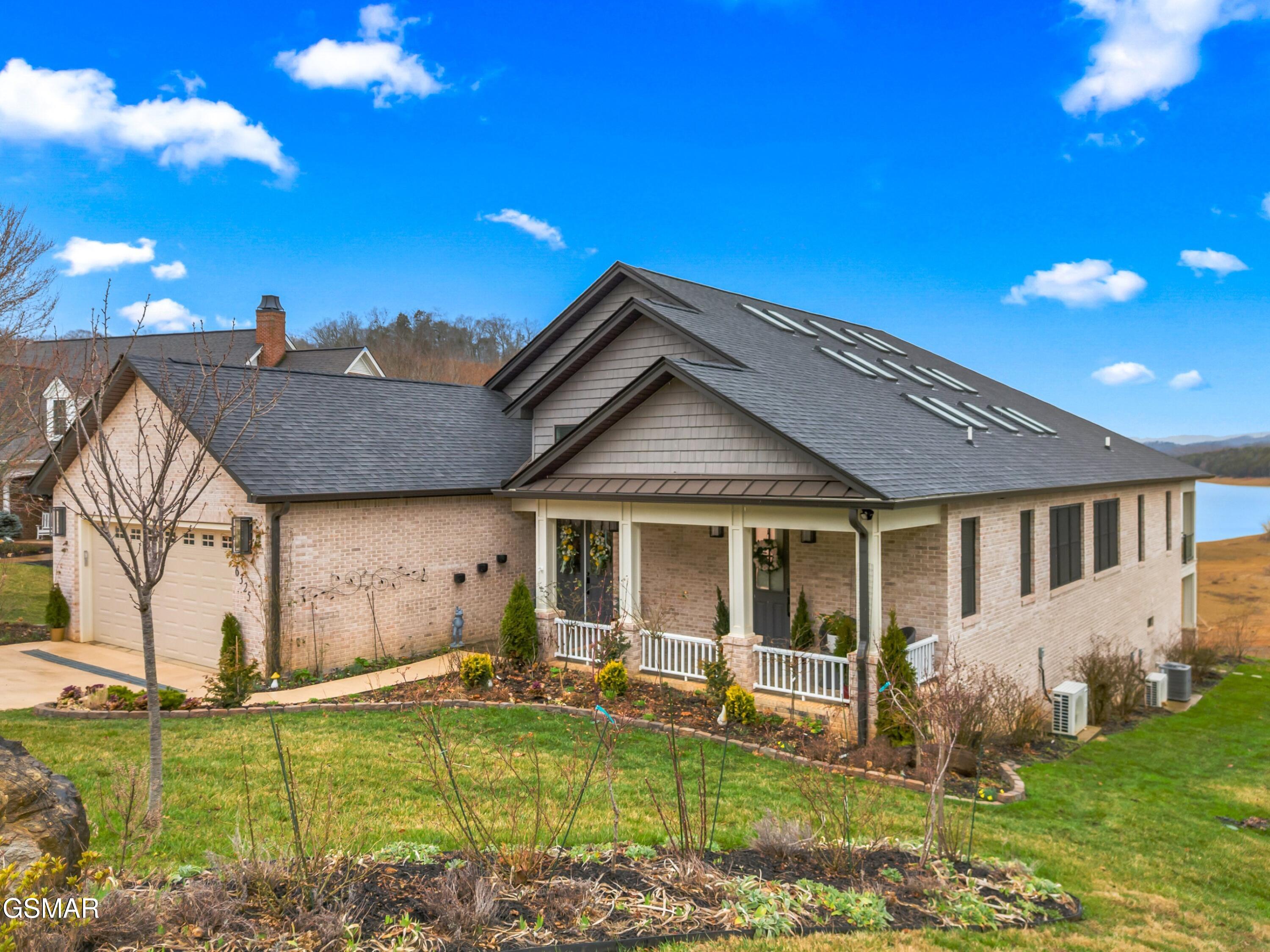 6325 Coves Edge Trail Russellville TN 37860