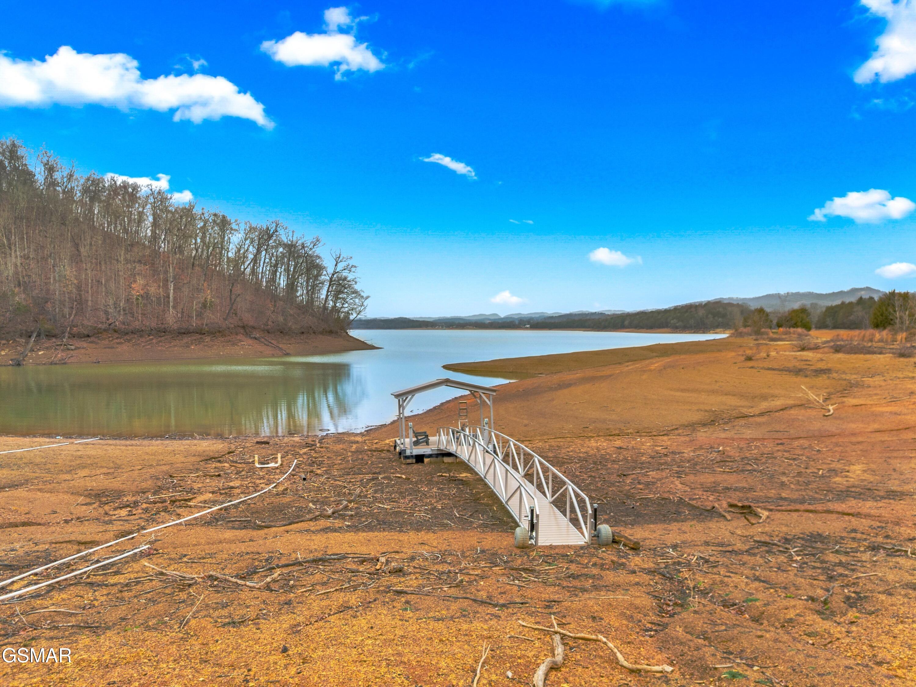 6325 Coves Edge Trail Russellville TN 37860