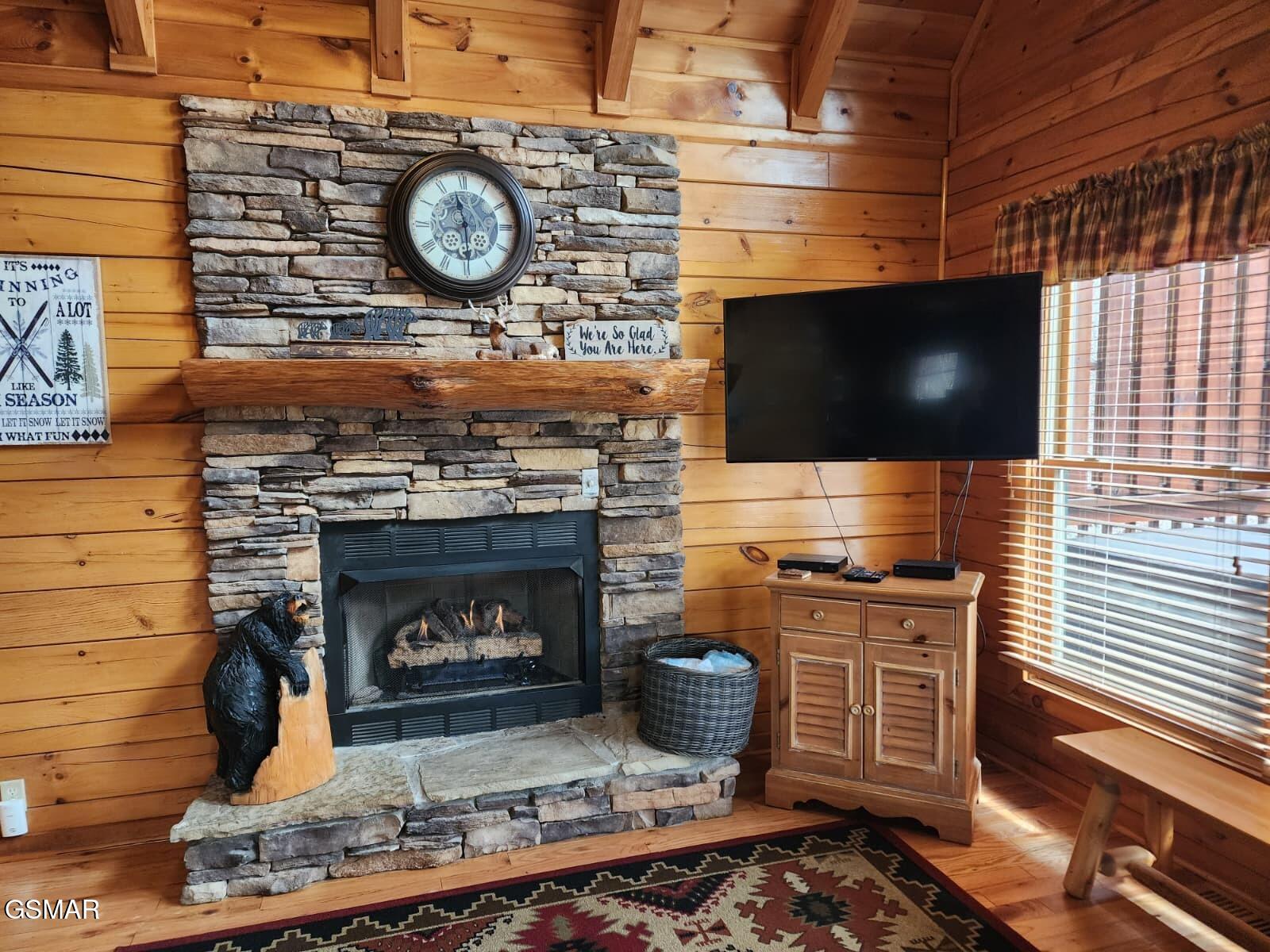 4408 Forest Vista Way Pigeon Forge TN 37863