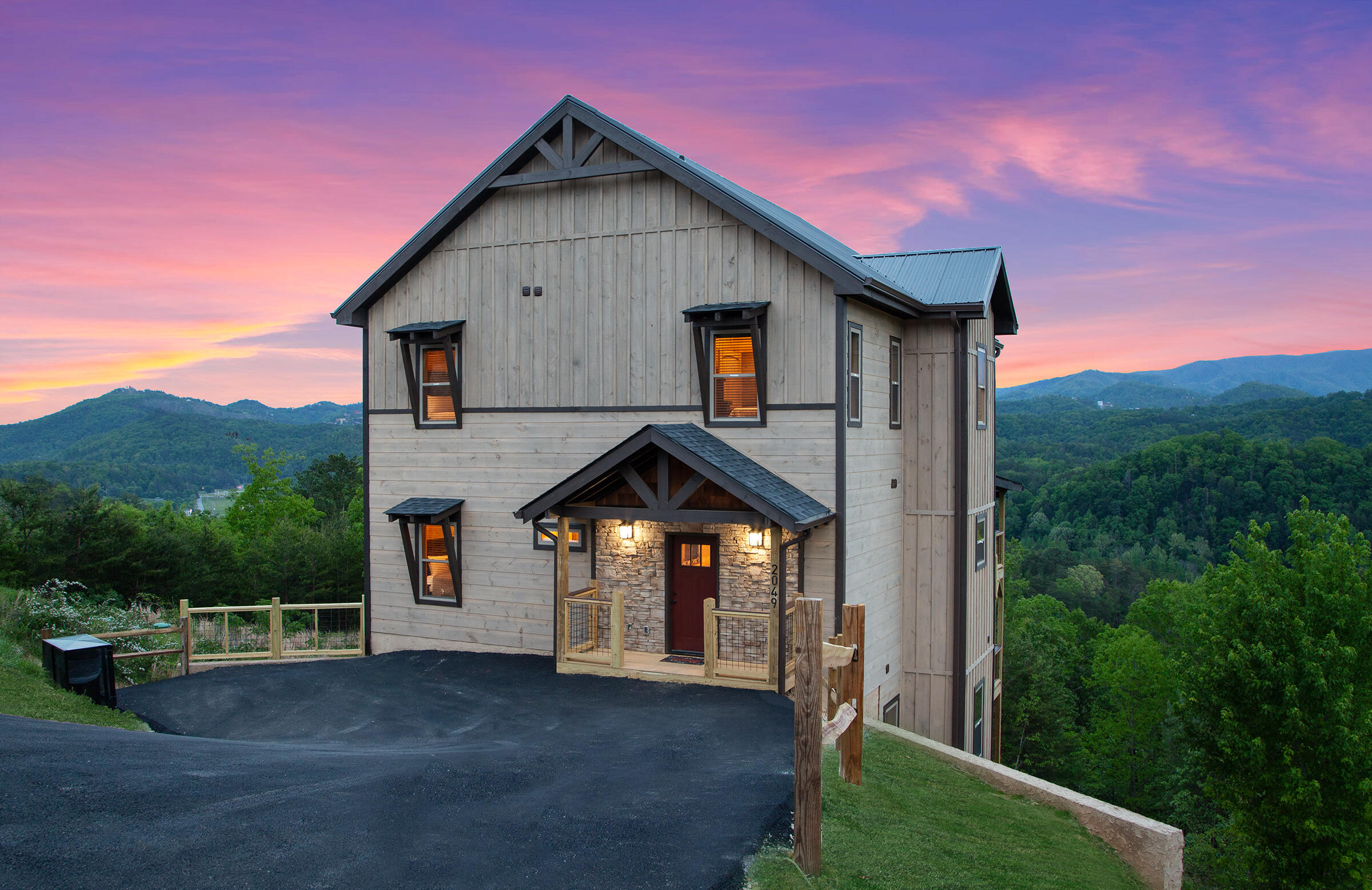 2049 Crown Point Lane Sevierville TN 37862