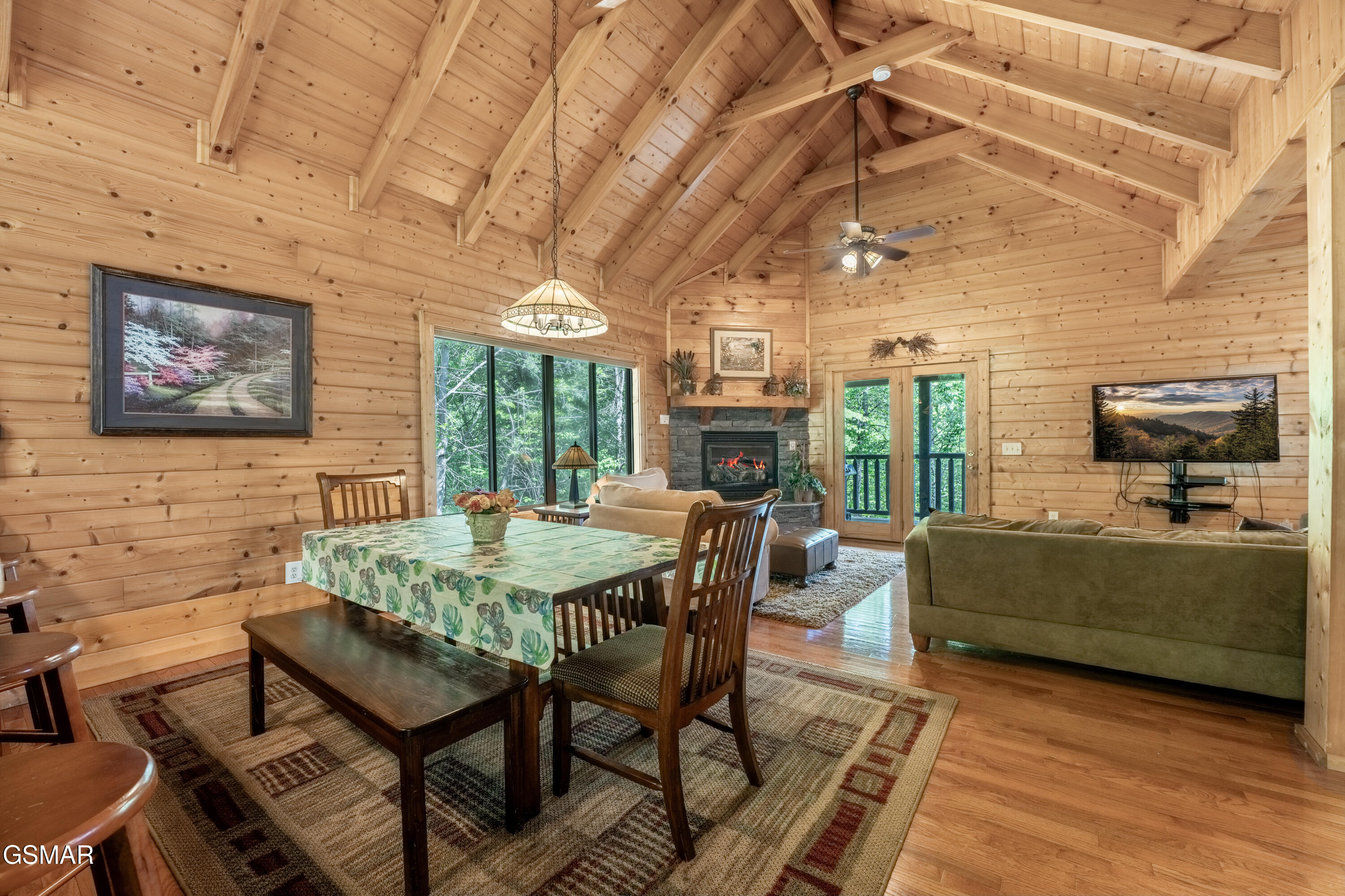 2410 Whitetail Ridge Way Sevierville TN 37862