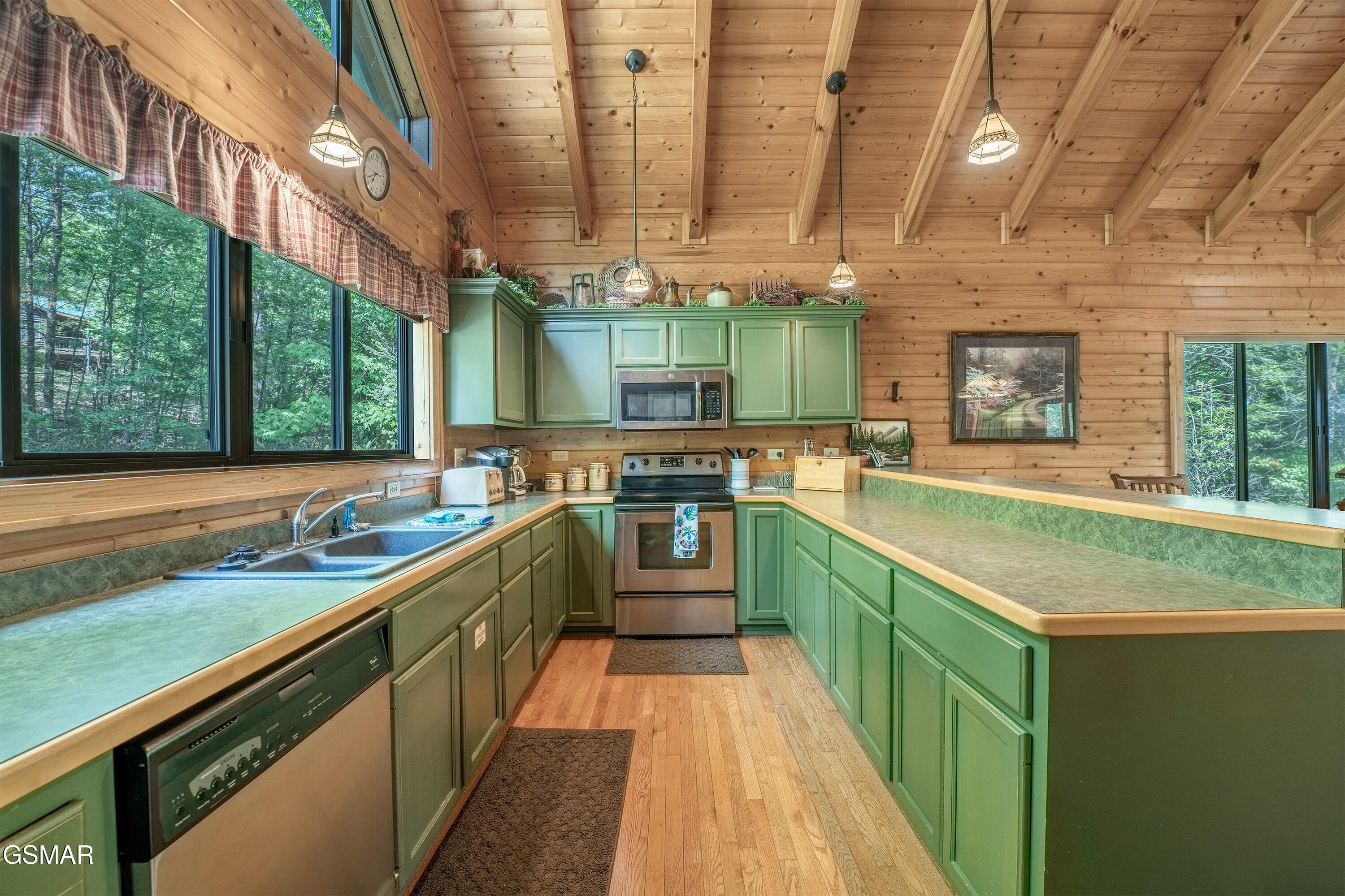 2410 Whitetail Ridge Way Sevierville TN 37862