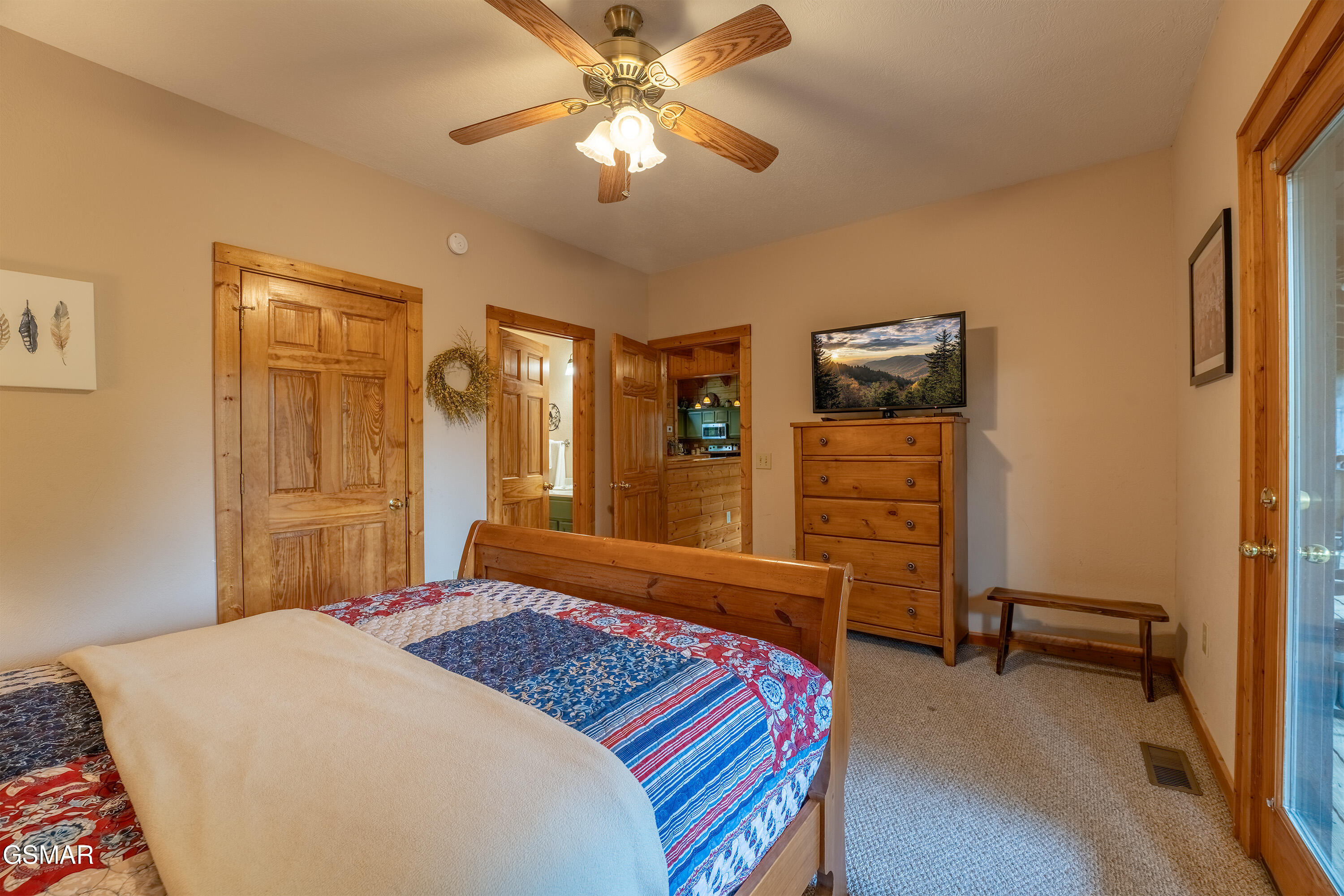 2410 Whitetail Ridge Way Sevierville TN 37862