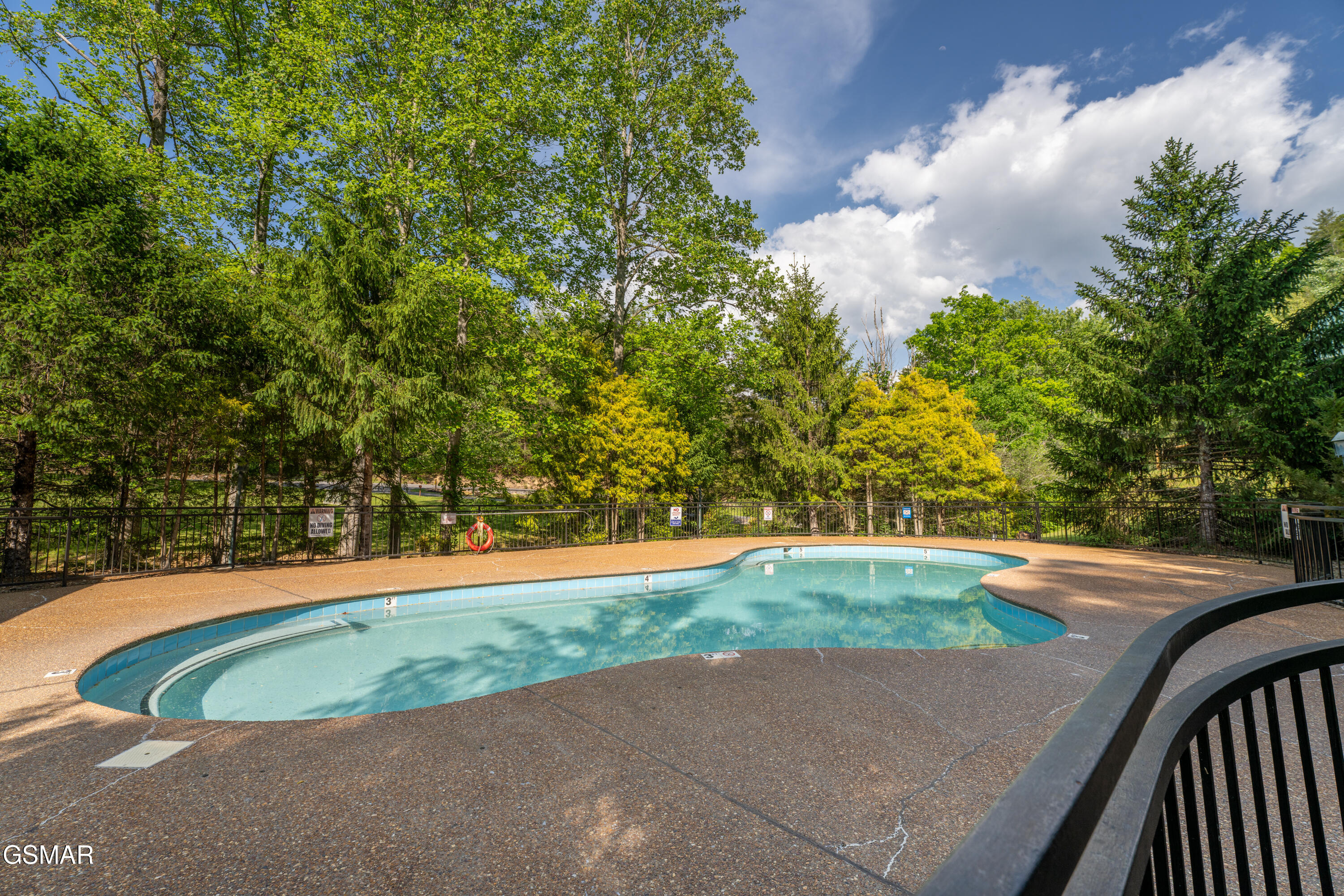 2410 Whitetail Ridge Way Sevierville TN 37862